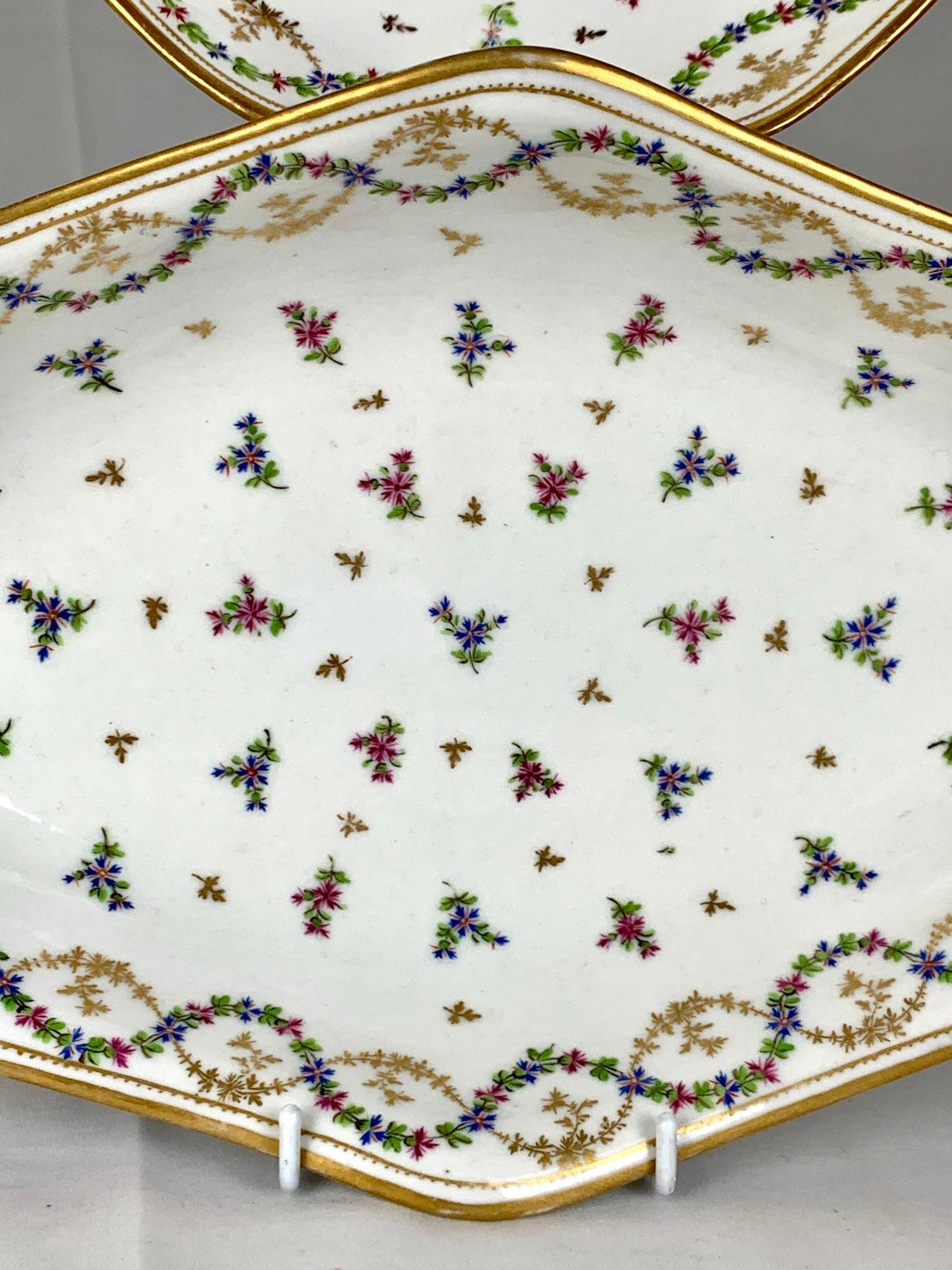 18th Century French 18th-Century Porcelain Dishes Sprig Pattern Hand-Painted Locré, ca. 1785
