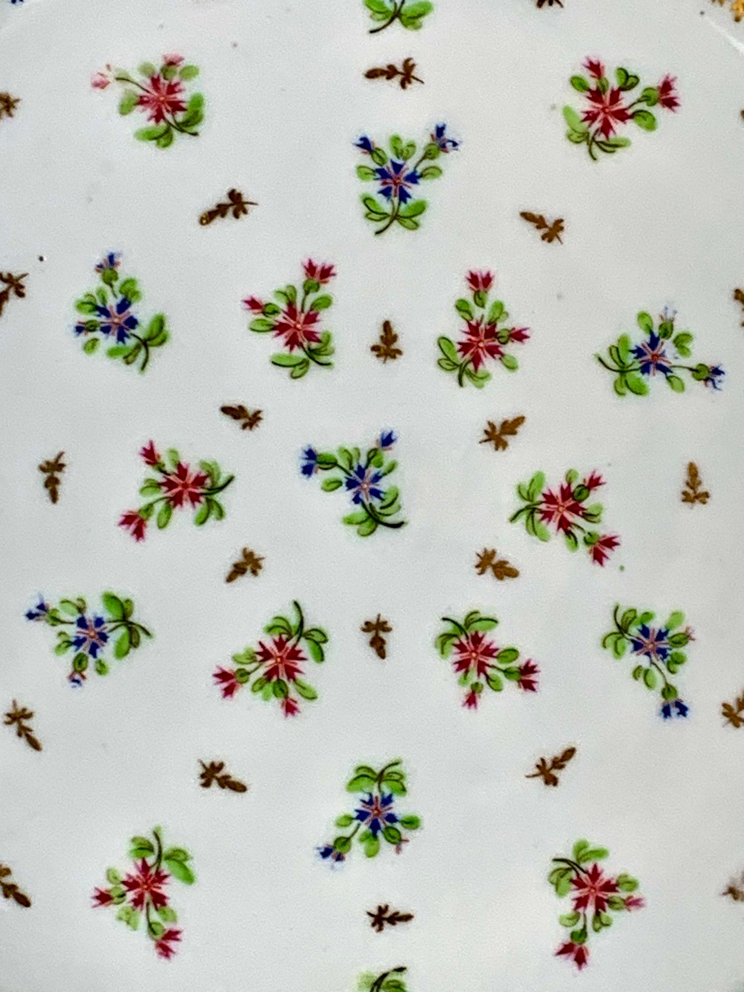 French 18th-Century Porcelain Dishes Sprig Pattern Hand-Painted Locré, ca. 1785 4