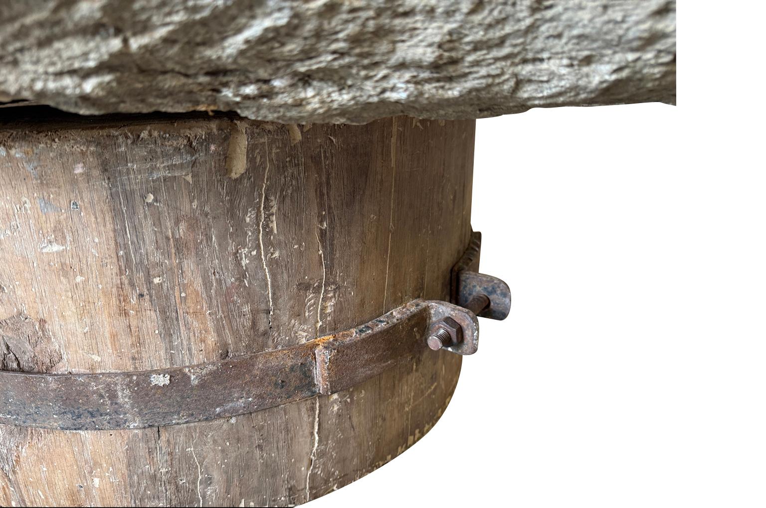 French 18th Century Pressoire Table Basse For Sale 2