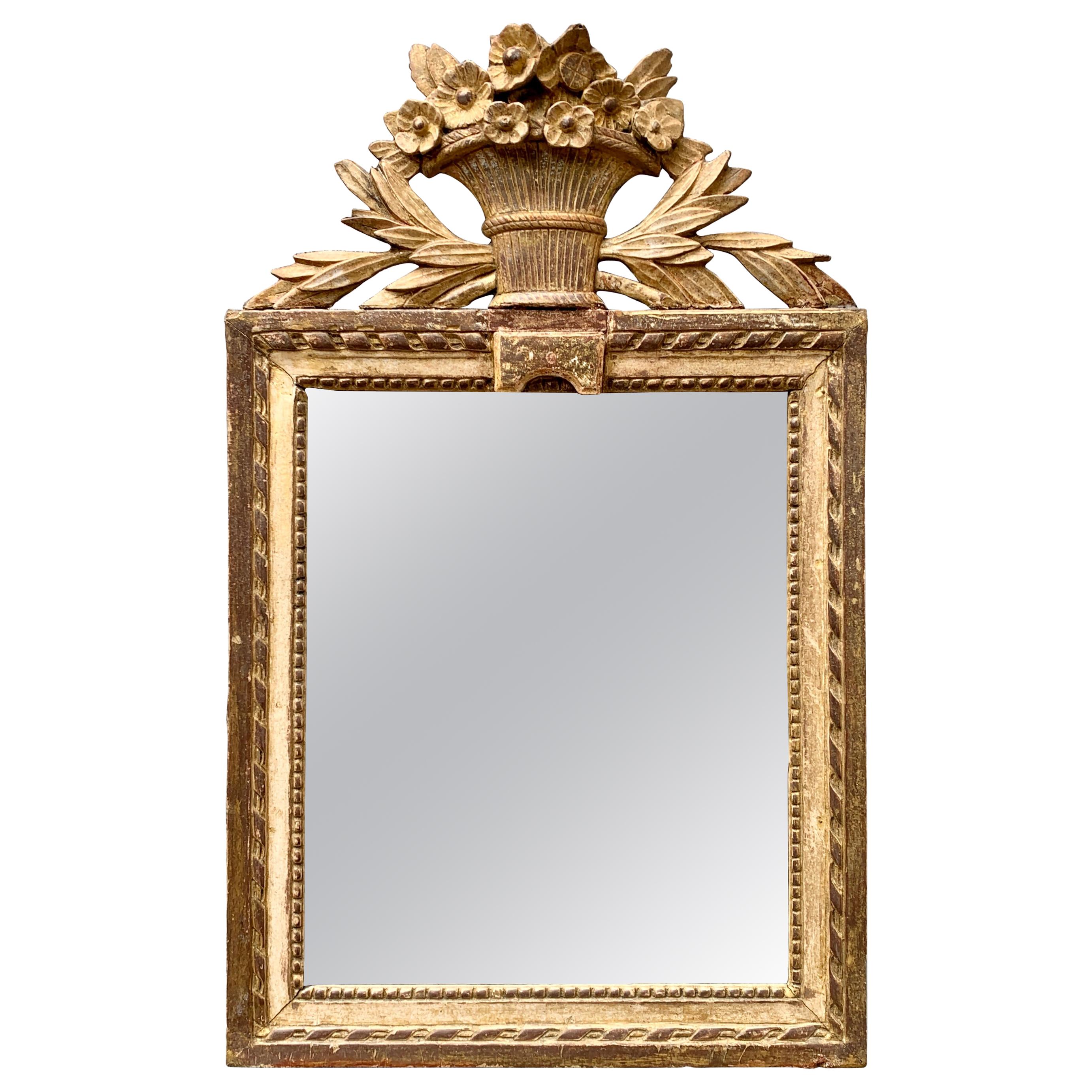French 18th Century Rectangular Gilded Wall Mirror