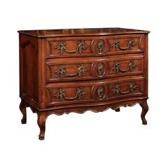 French 18th Century Régence Beechwood Serpentine Commode with Bronze Hardware