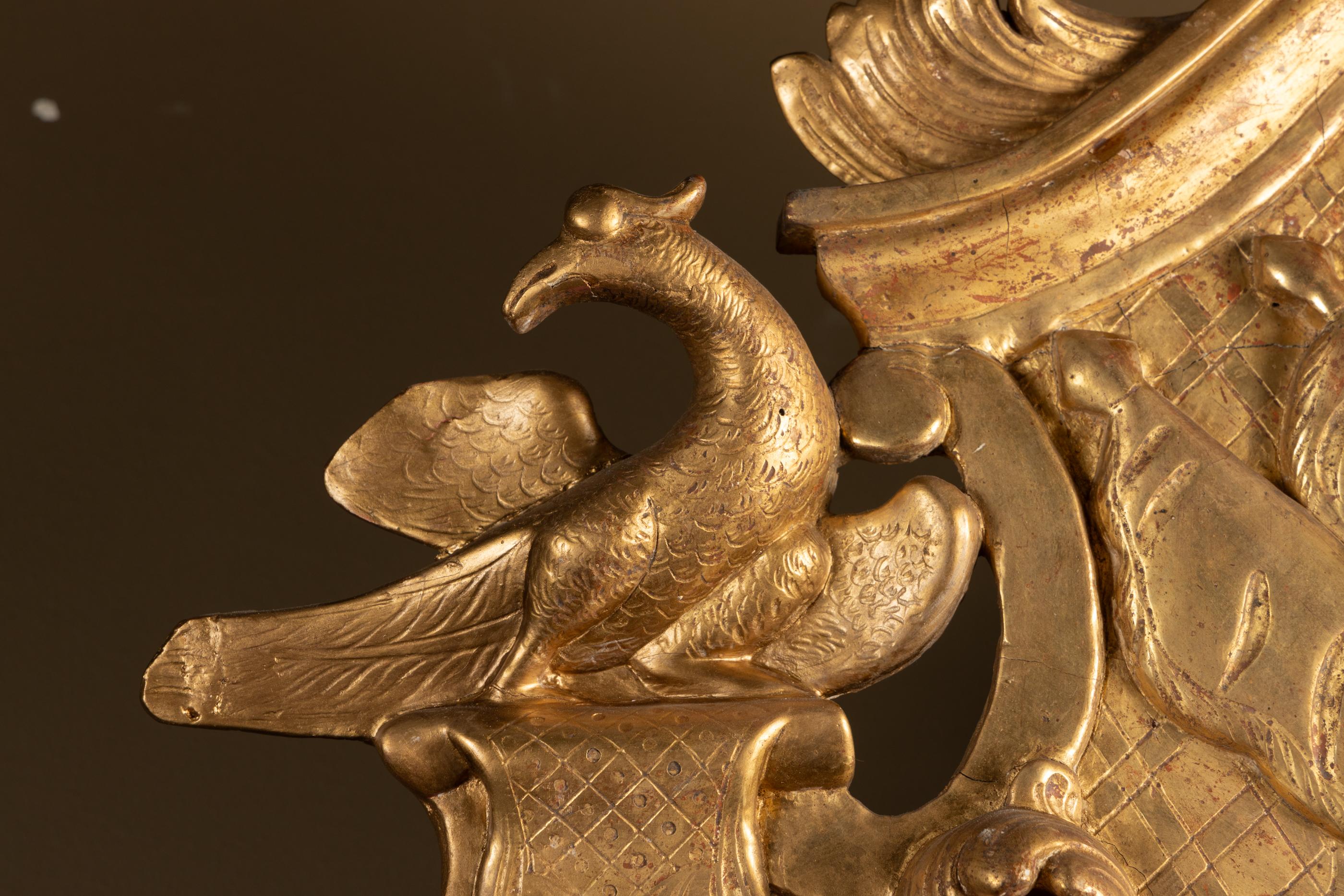 Miroir à feuilles d'or sculpté de la Régence française du XVIIIe siècle en vente 6