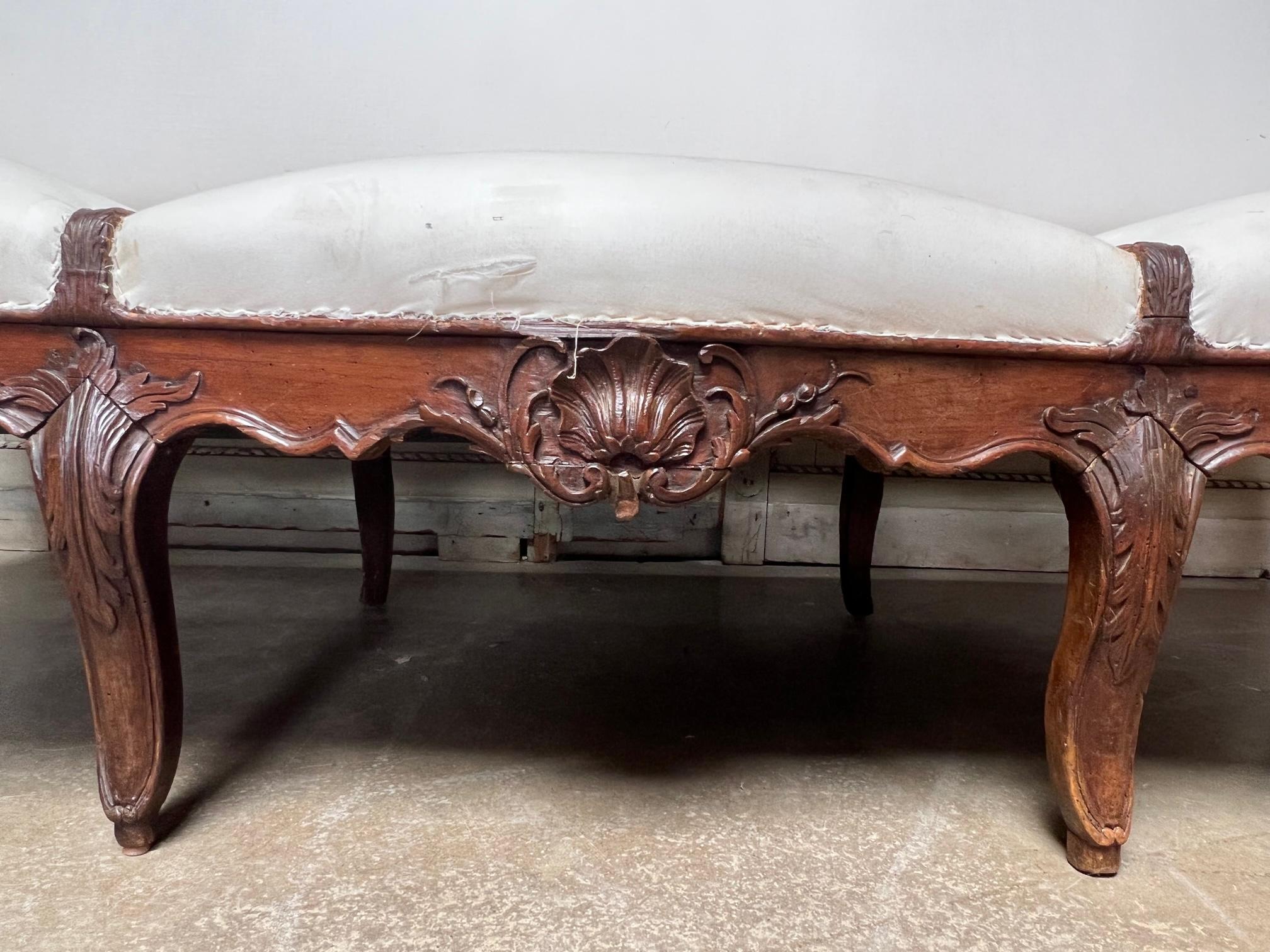 French 18th Century Regence Carved Walnut Canape Sofa 4
