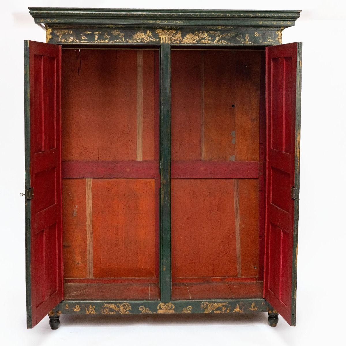 Regency Cabinet à Chinoiserie d'époque Régence du 18ème siècle en vente