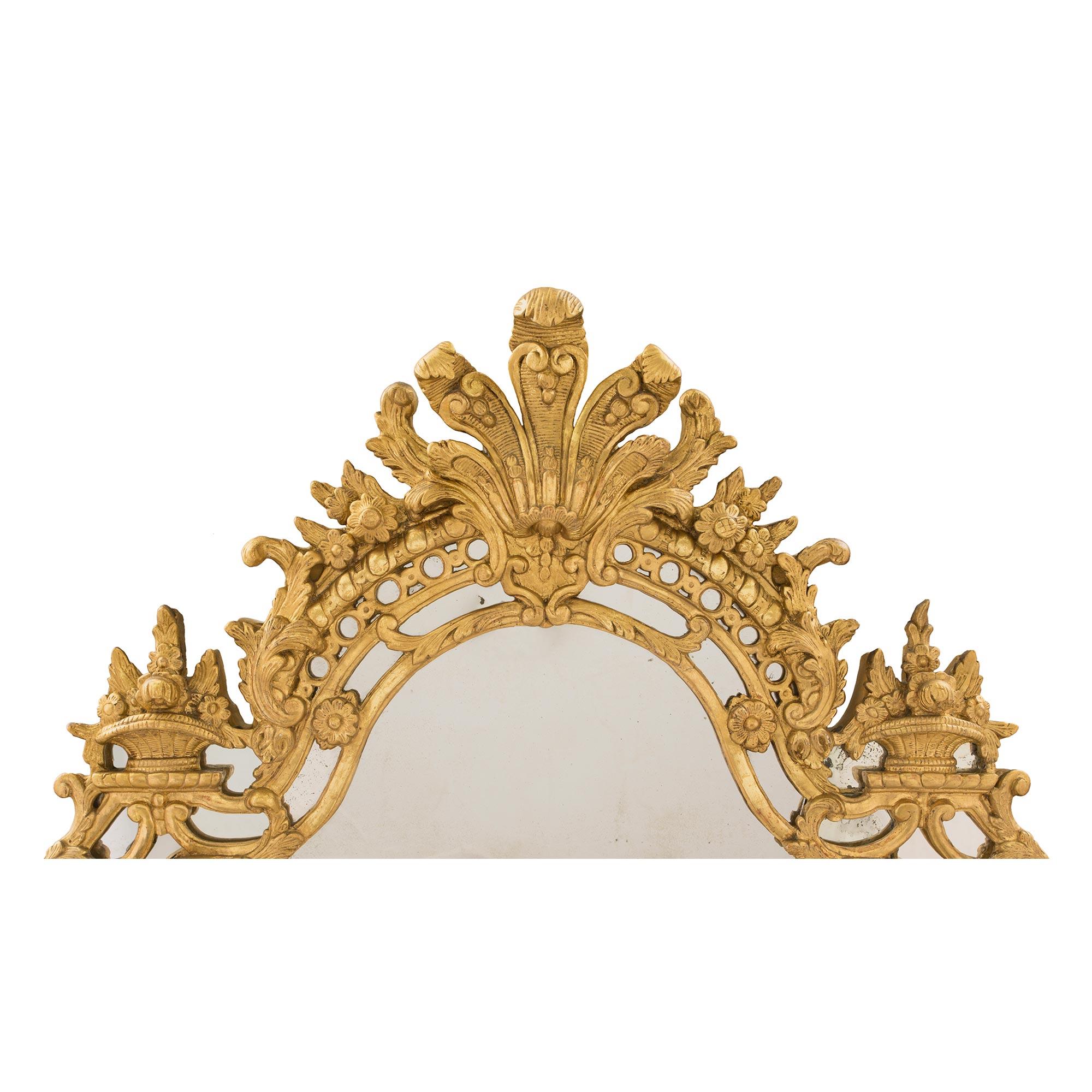 French 18th Century Regence Period Double Framed Giltwood Mirror In Good Condition For Sale In West Palm Beach, FL