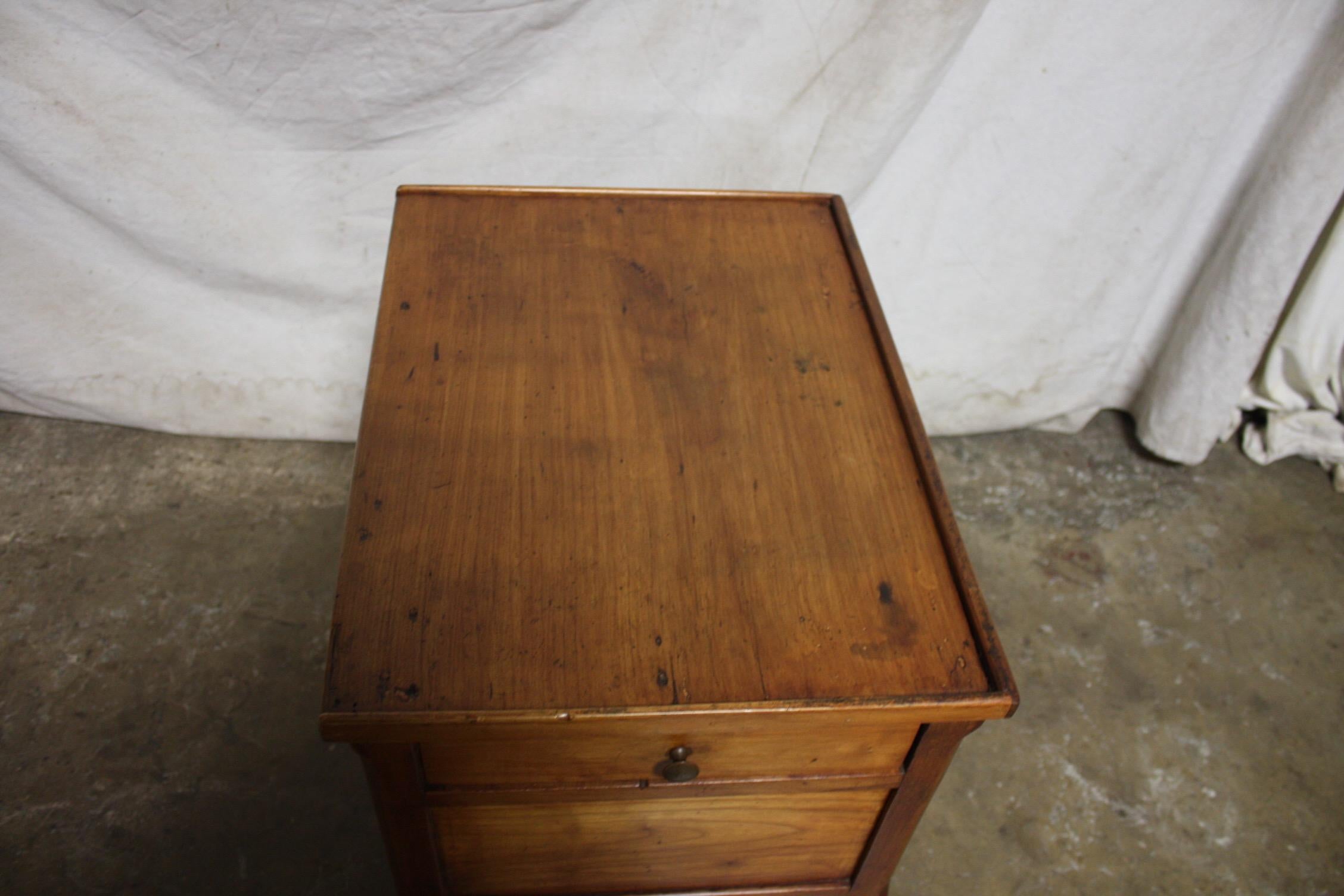 French 18th Century Side Table For Sale 6