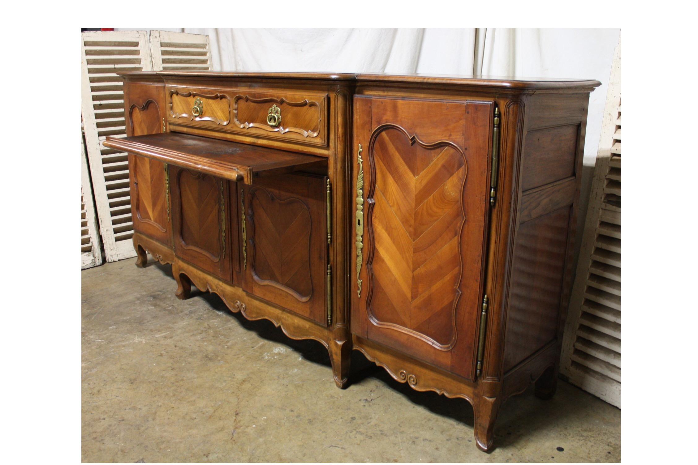 French 18th Century Sideboard In Good Condition In Stockbridge, GA