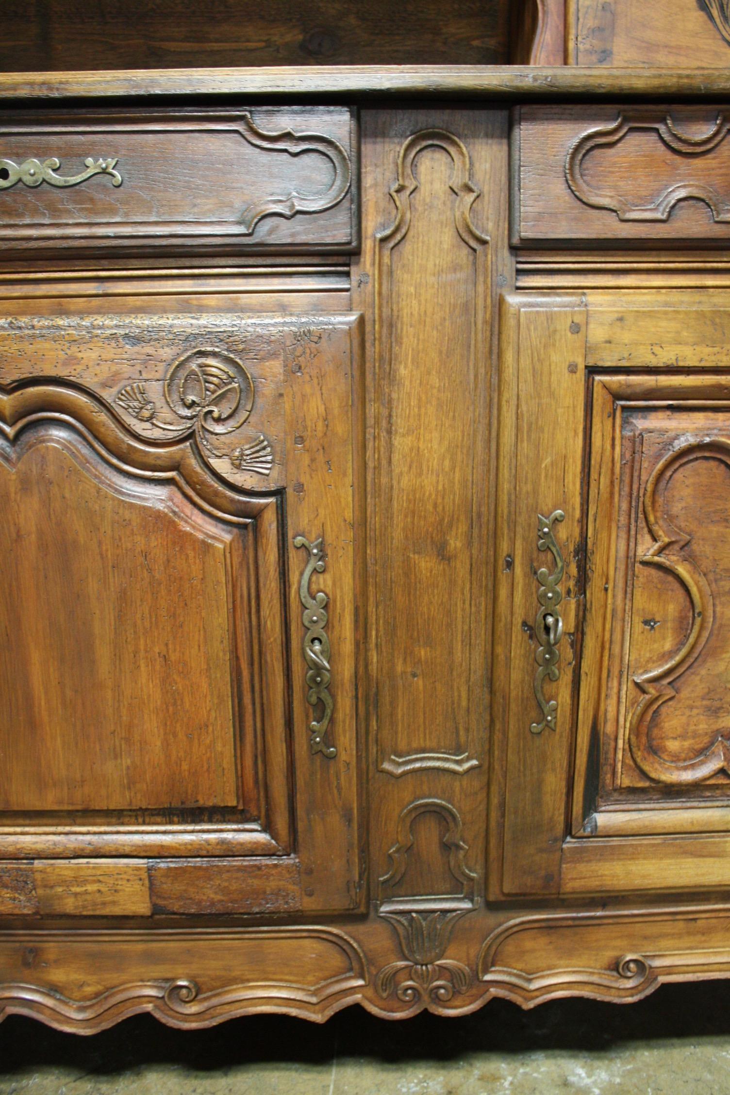 French 18th Century Sideboard 4