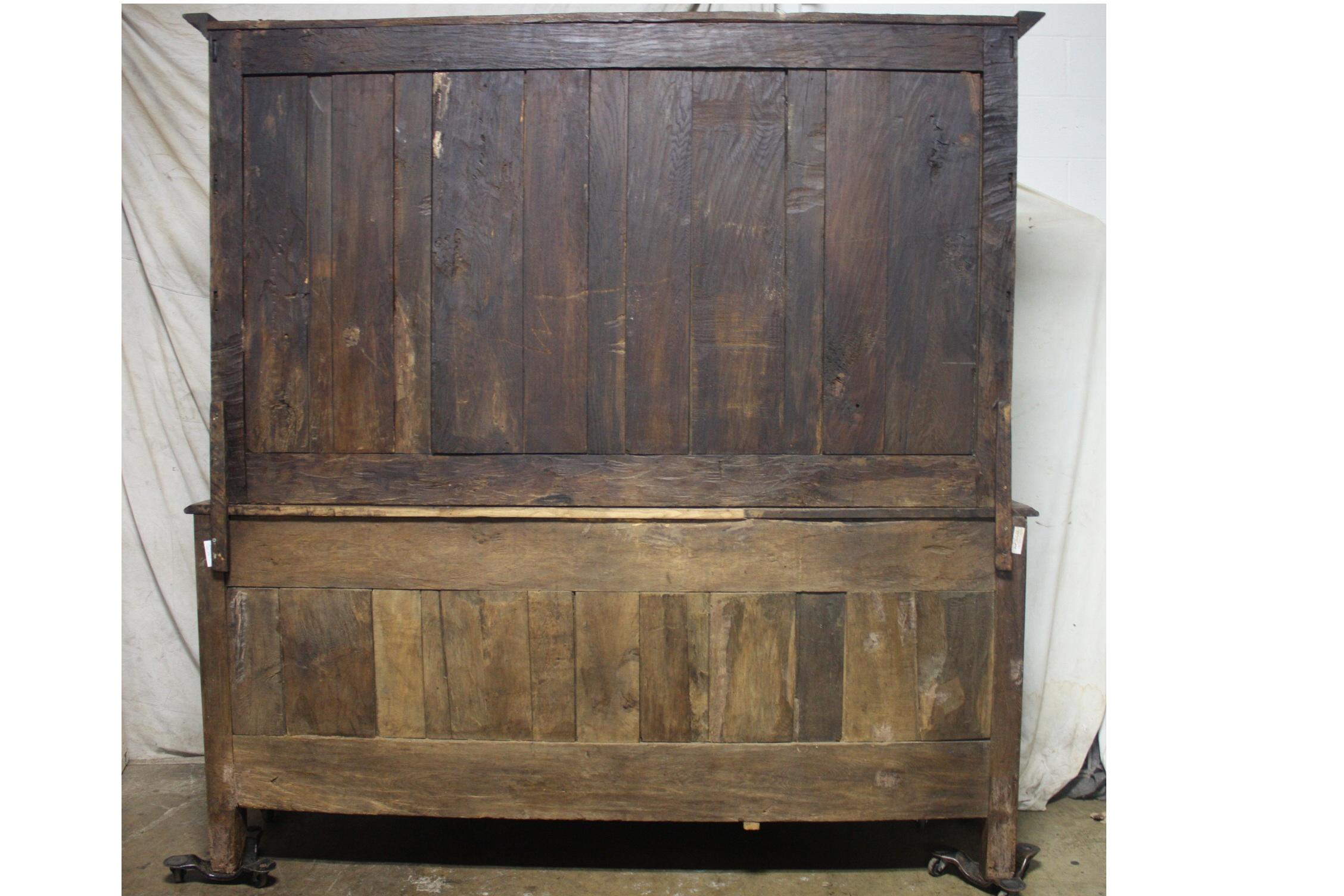 French 18th Century Sideboard Hutch 9