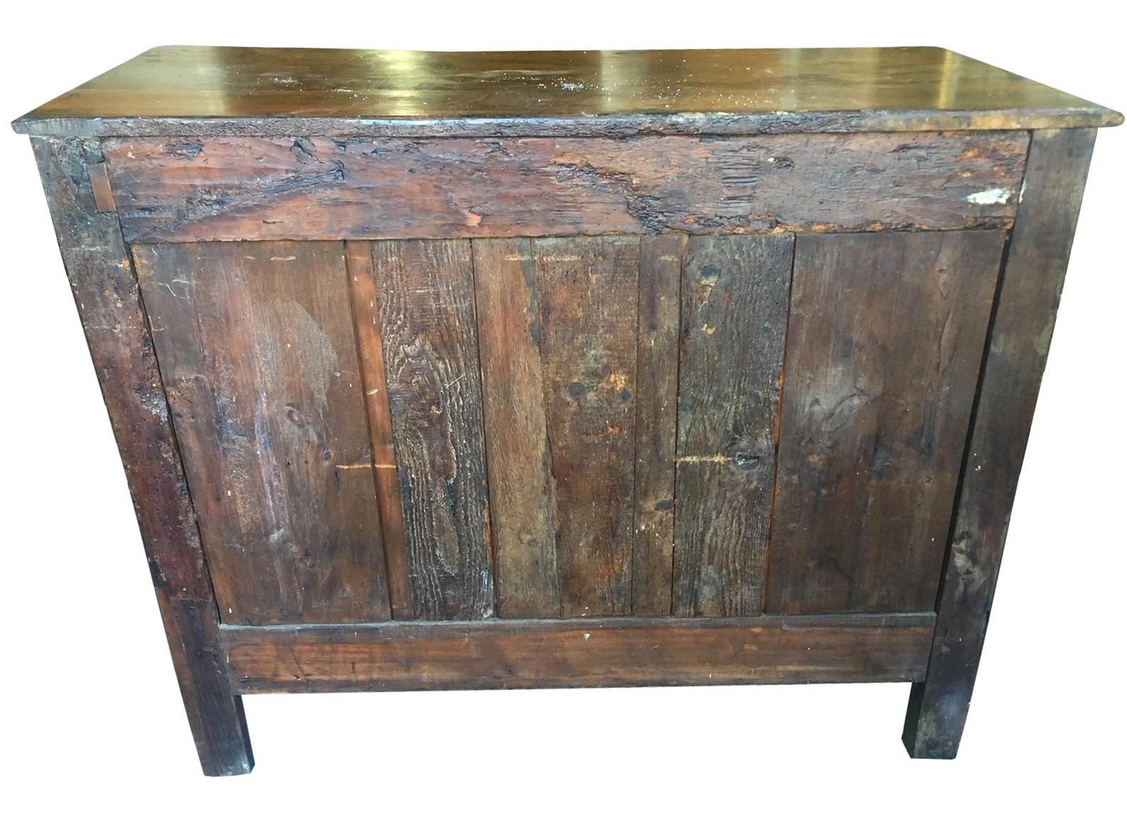 French 18th Century Sideboard in Walnut For Sale 8