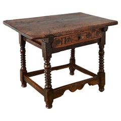 Table en chêne massif français du 18ème siècle
