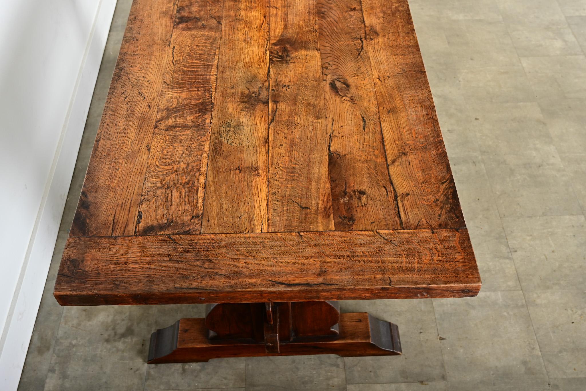 French 18th Century Solid Oak Trestle Dining Table In Good Condition For Sale In Baton Rouge, LA