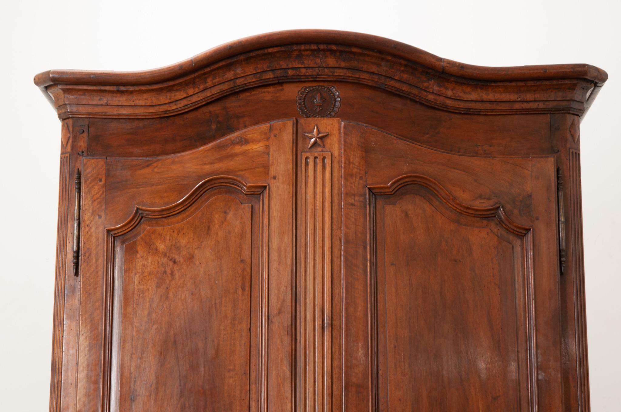 French 18th Century Solid Walnut Armoire In Good Condition For Sale In Baton Rouge, LA