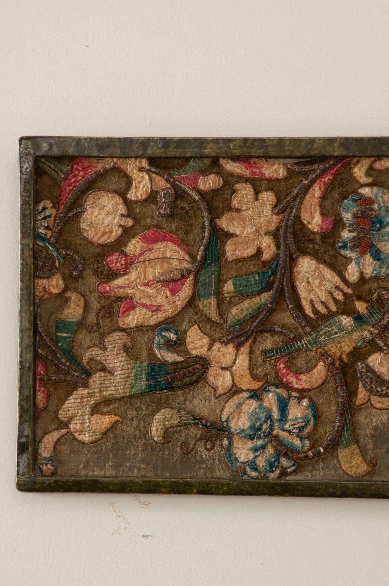 French 18th Century Tapestry Fragment in Molded Frame In Good Condition In Baton Rouge, LA