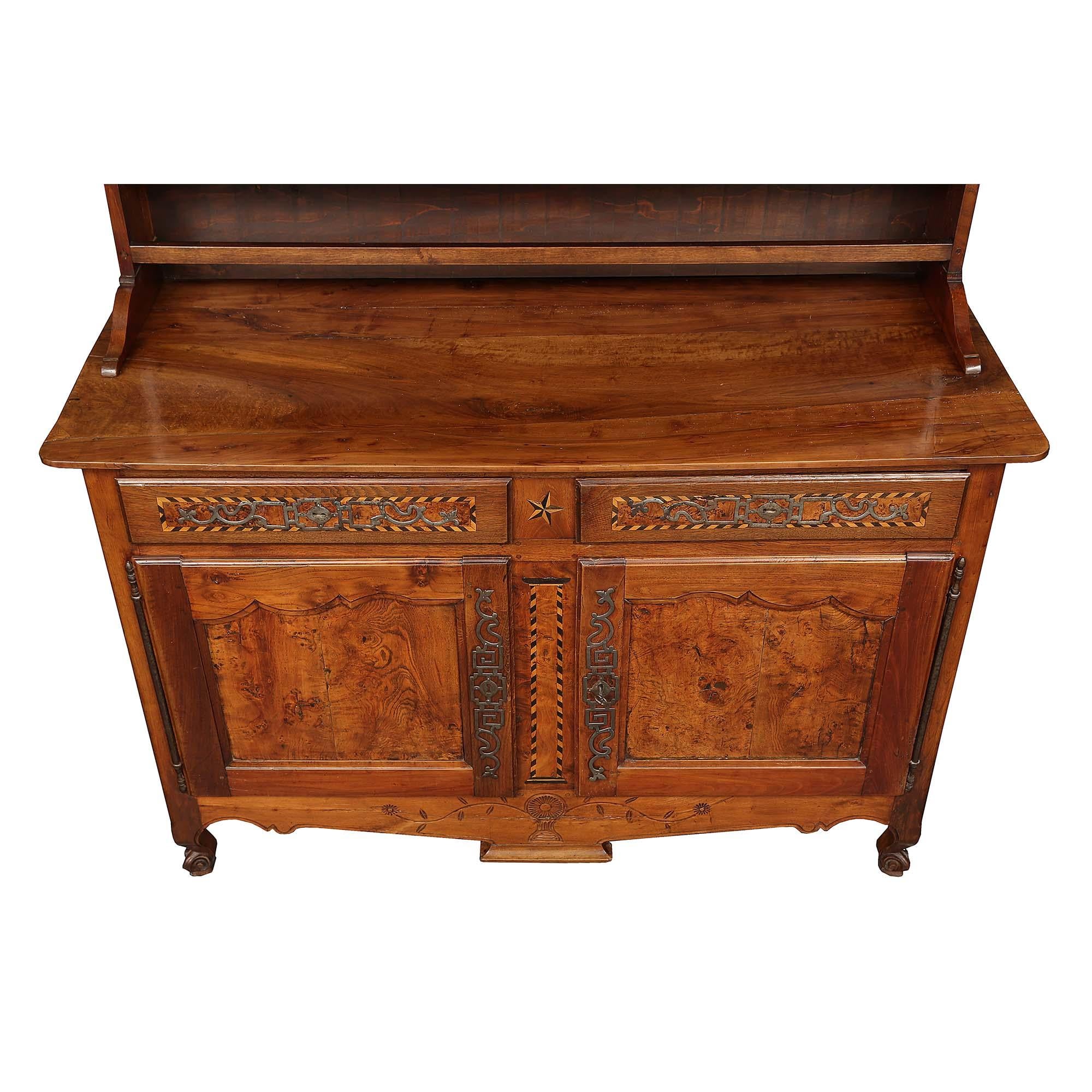 French 18th Century ‘Vaissellier’ in Walnut, Lemon Wood and Burl Walnut For Sale 2