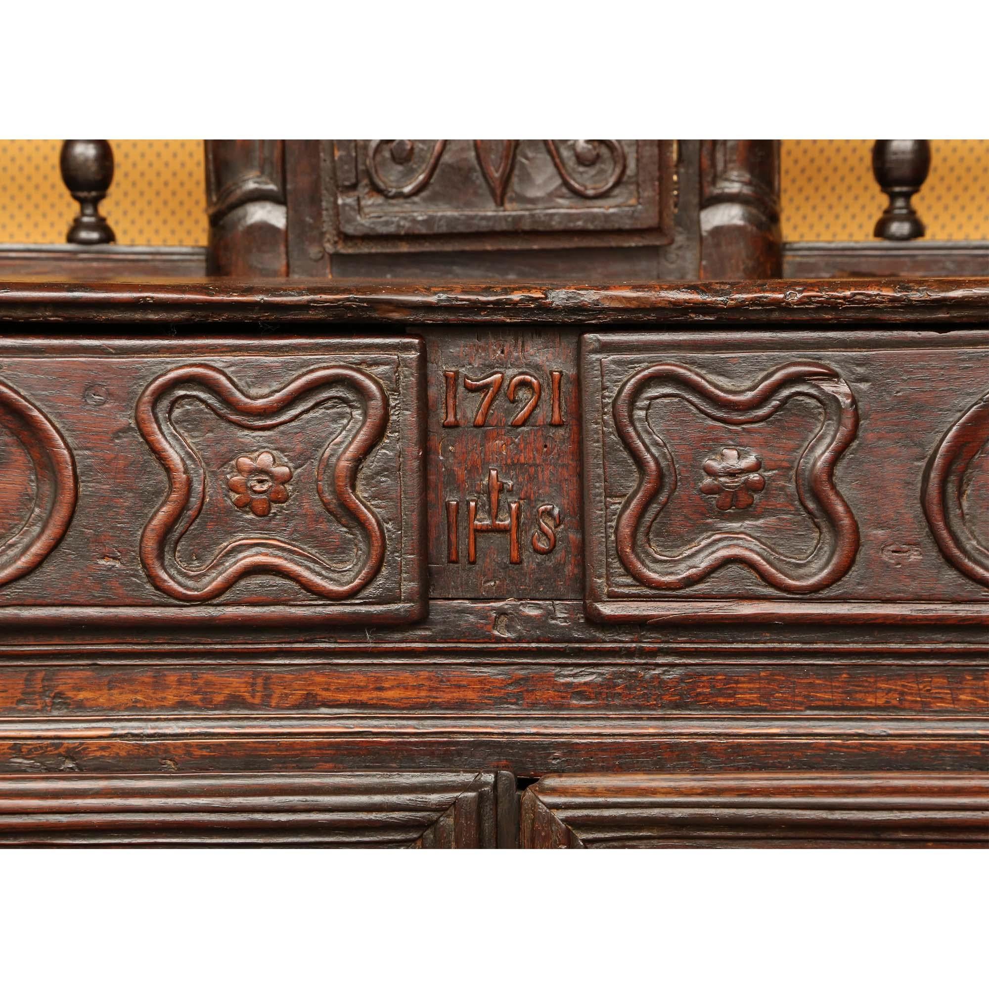 French 18th Century Walnut Vaissellier For Sale 3