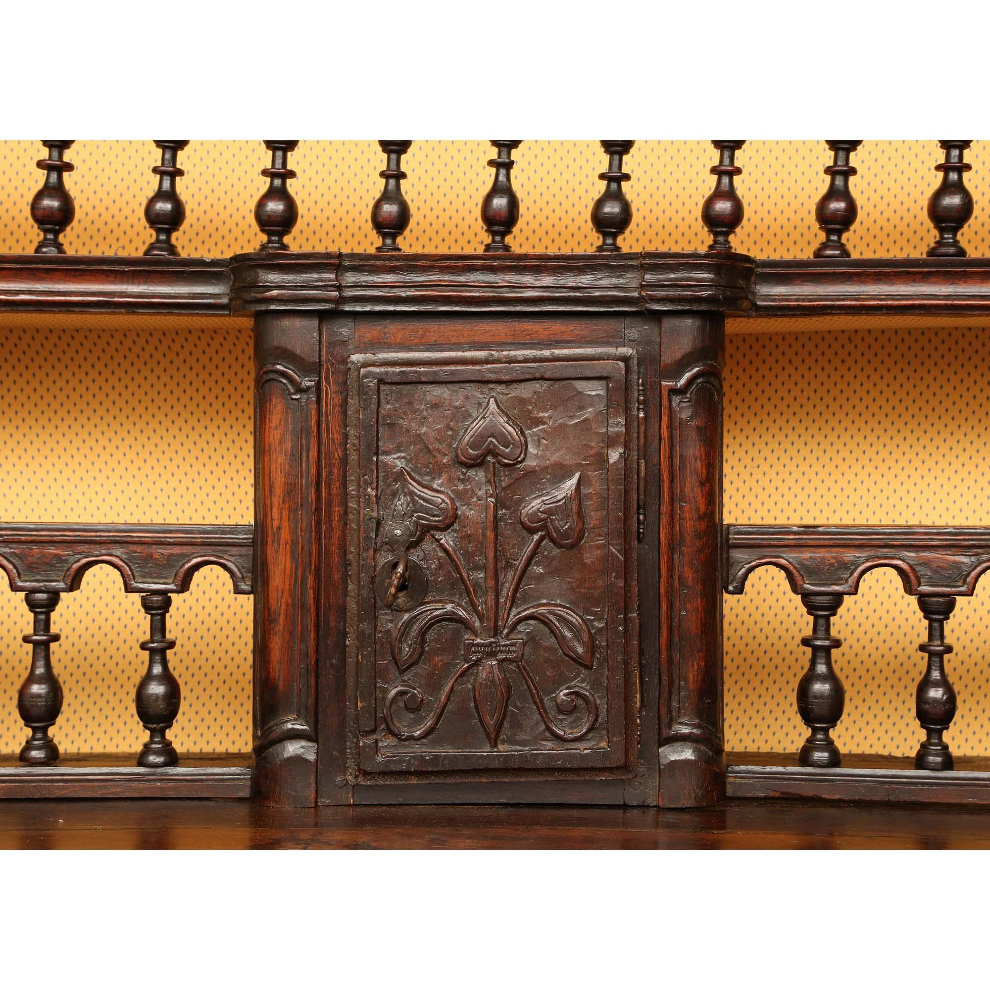 French 18th Century Walnut Vaissellier For Sale 4