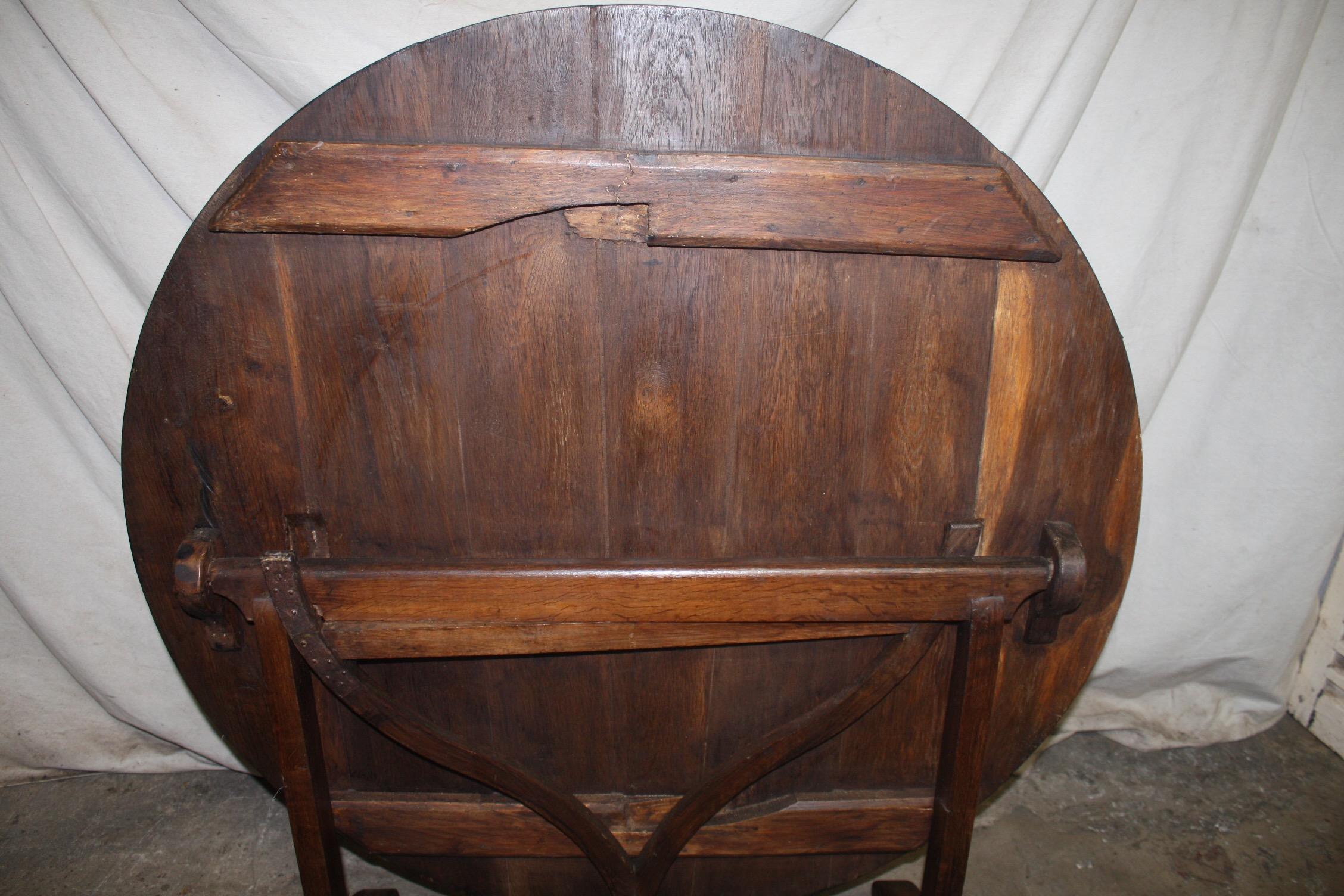 French 18th Century Wine Table In Good Condition In Stockbridge, GA
