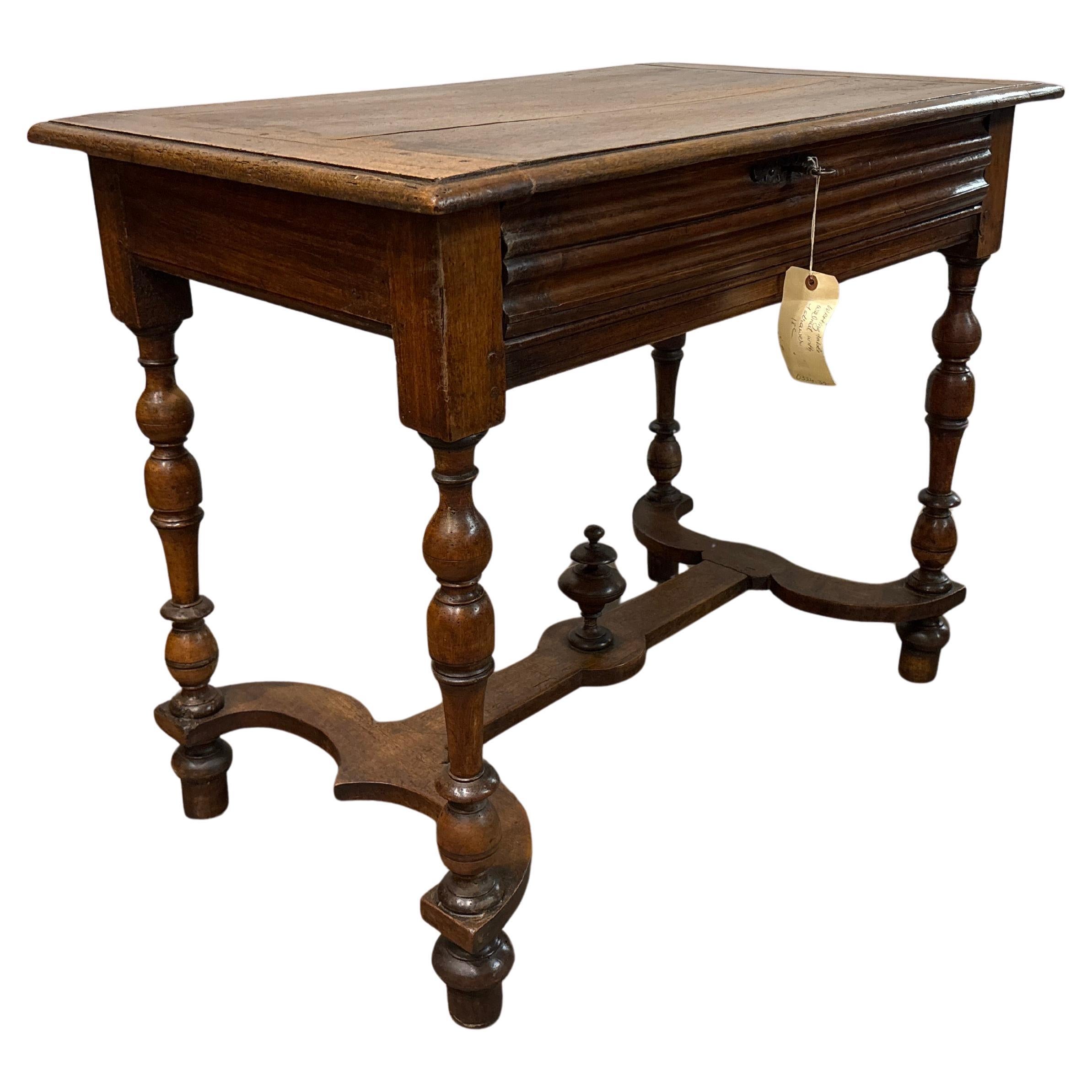 French 18th Century Writing Table For Sale 6