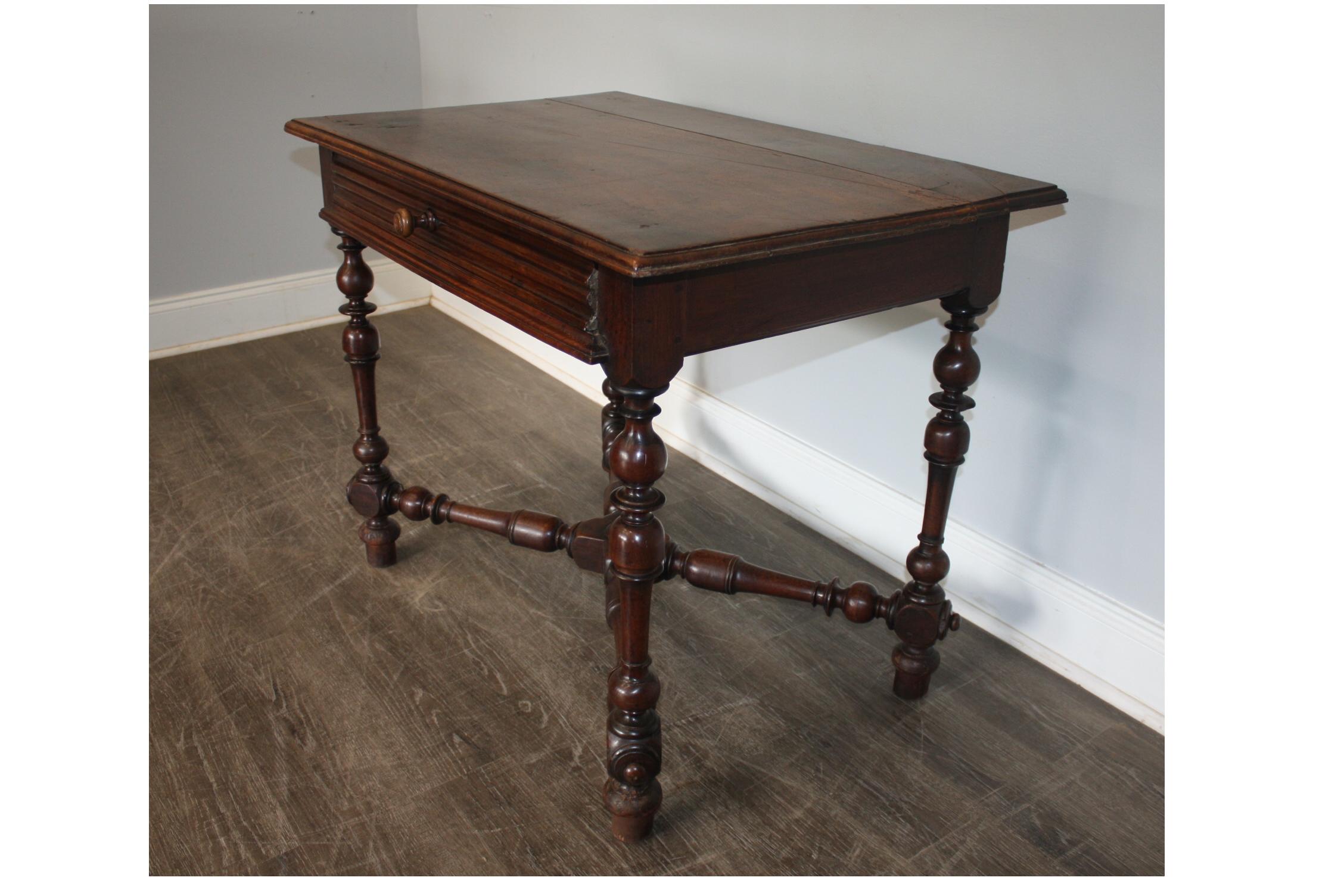 Walnut French 18th Century Writing Table For Sale
