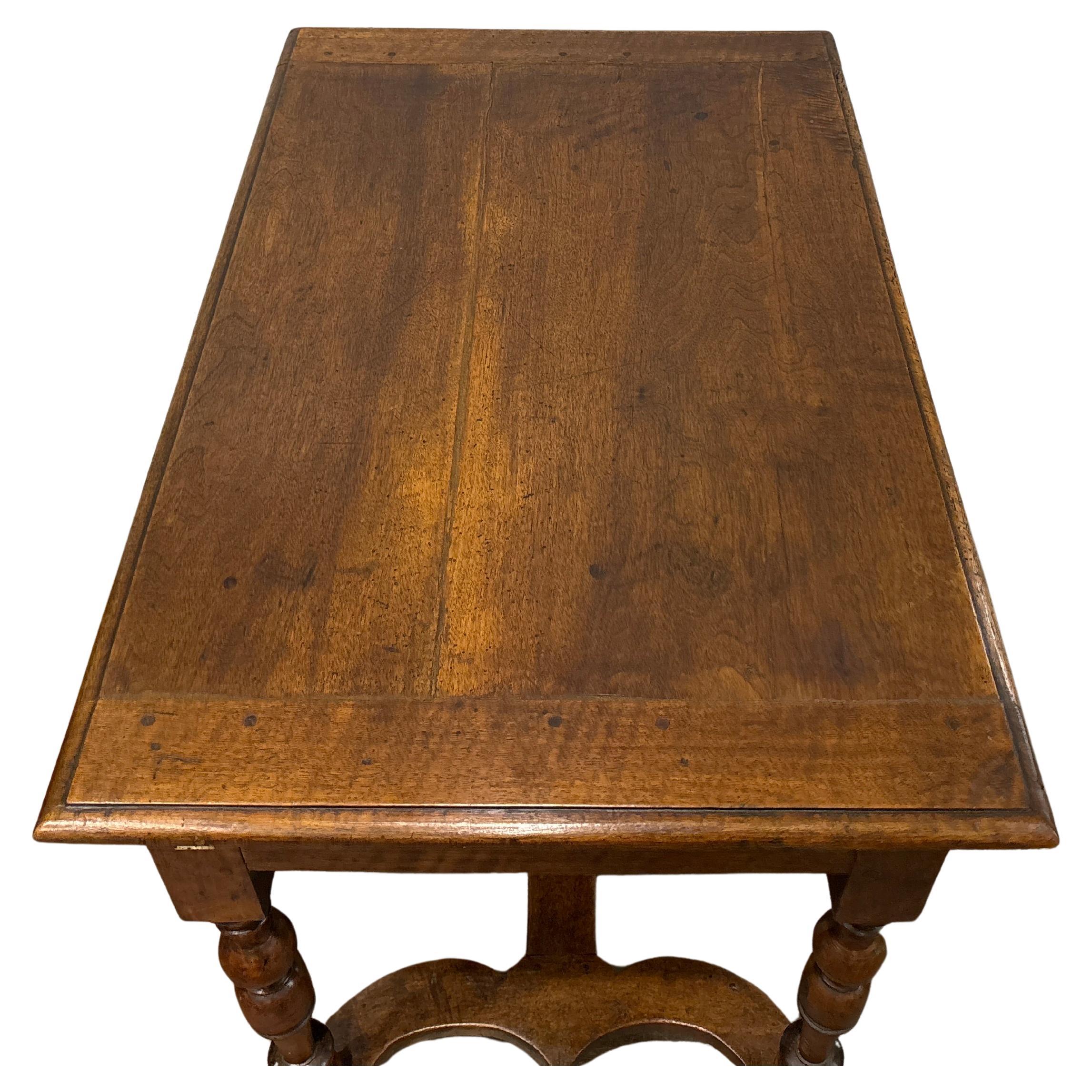 French 18th Century Writing Table For Sale 1