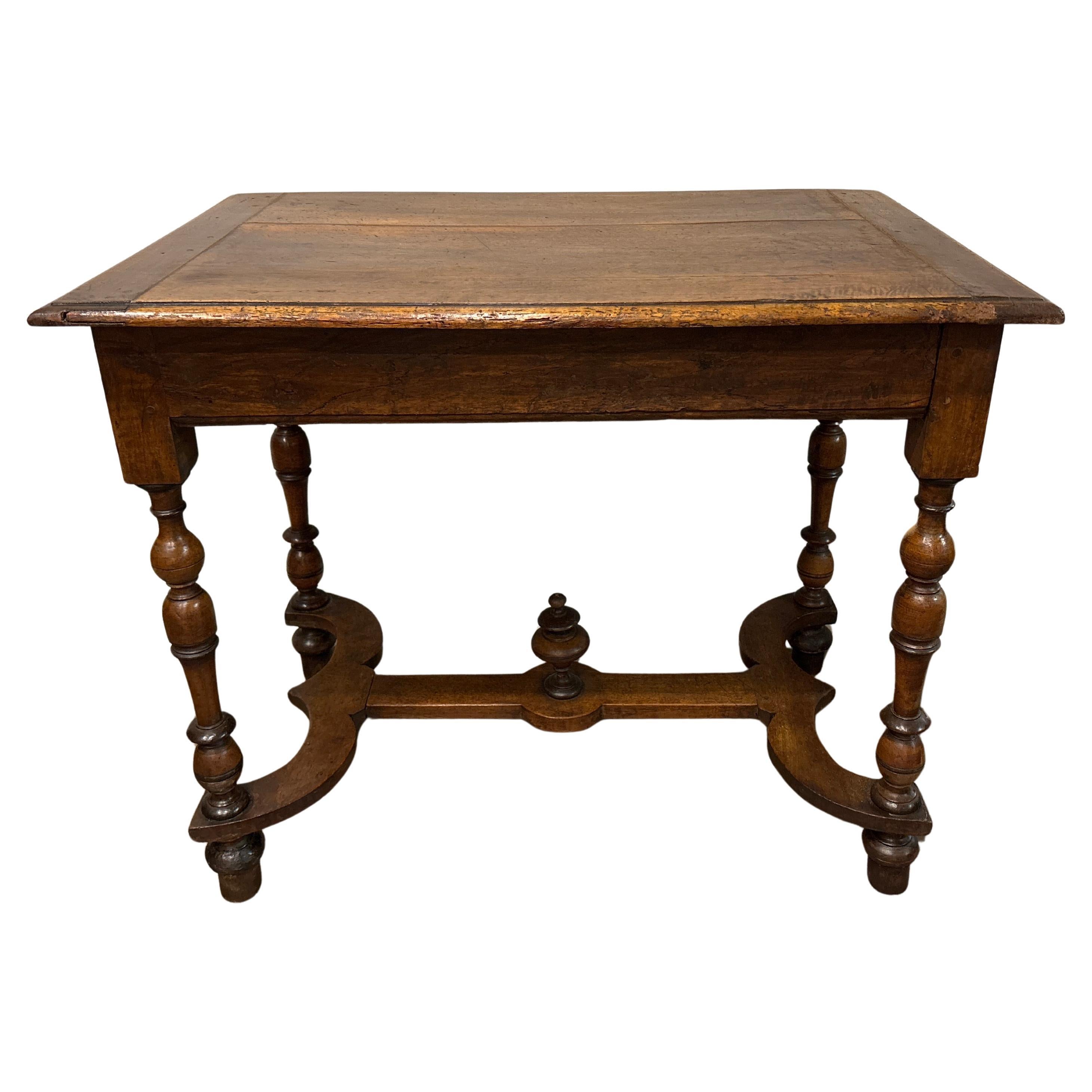 French 18th Century Writing Table For Sale 4