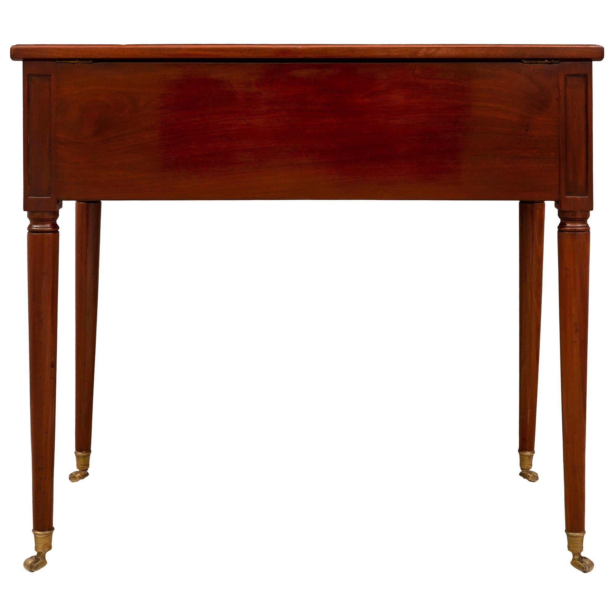 French 18th Louis XVI Period Mahogany Vanity Table For Sale 1