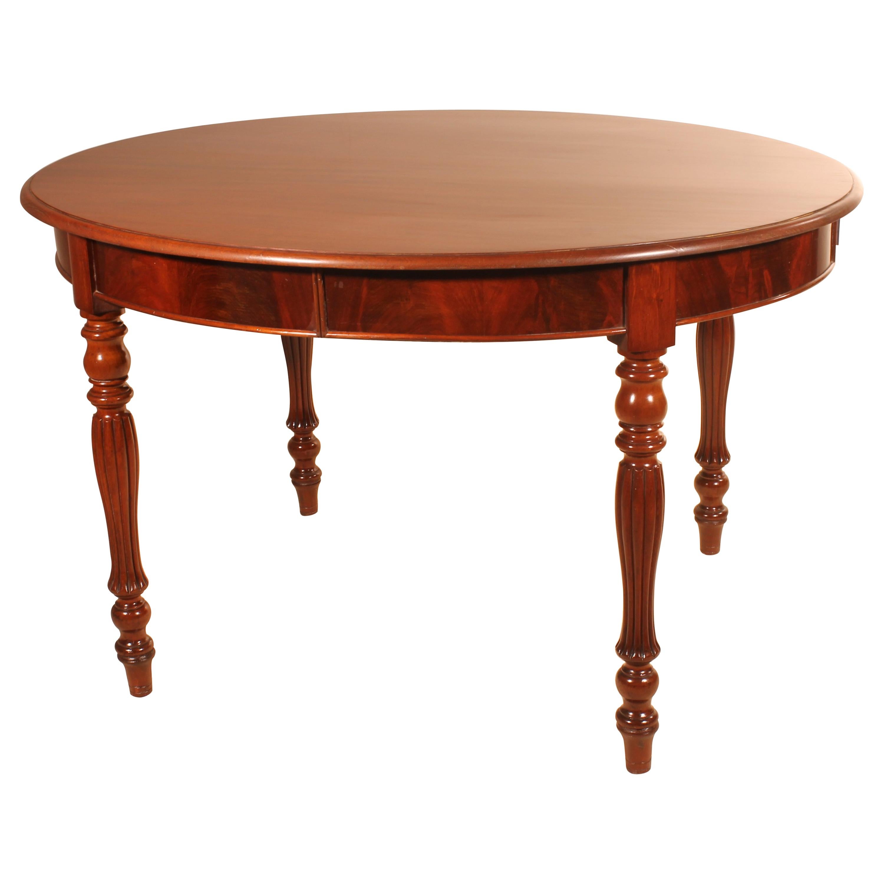 Mesa elíptica francesa del siglo XIX en caoba