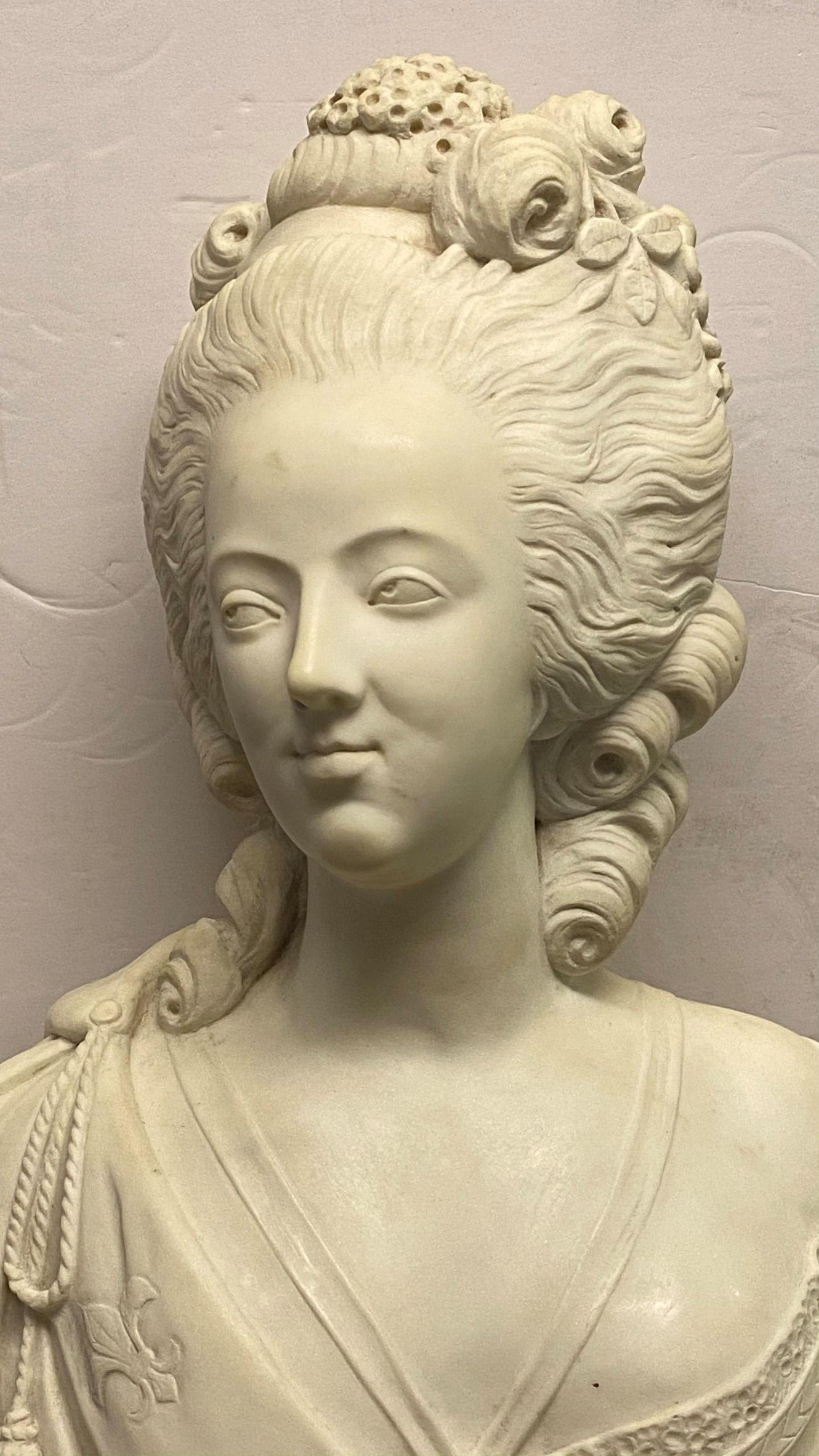 French 19th Century Marie Antoinette Marble Bust In Good Condition In New York, NY