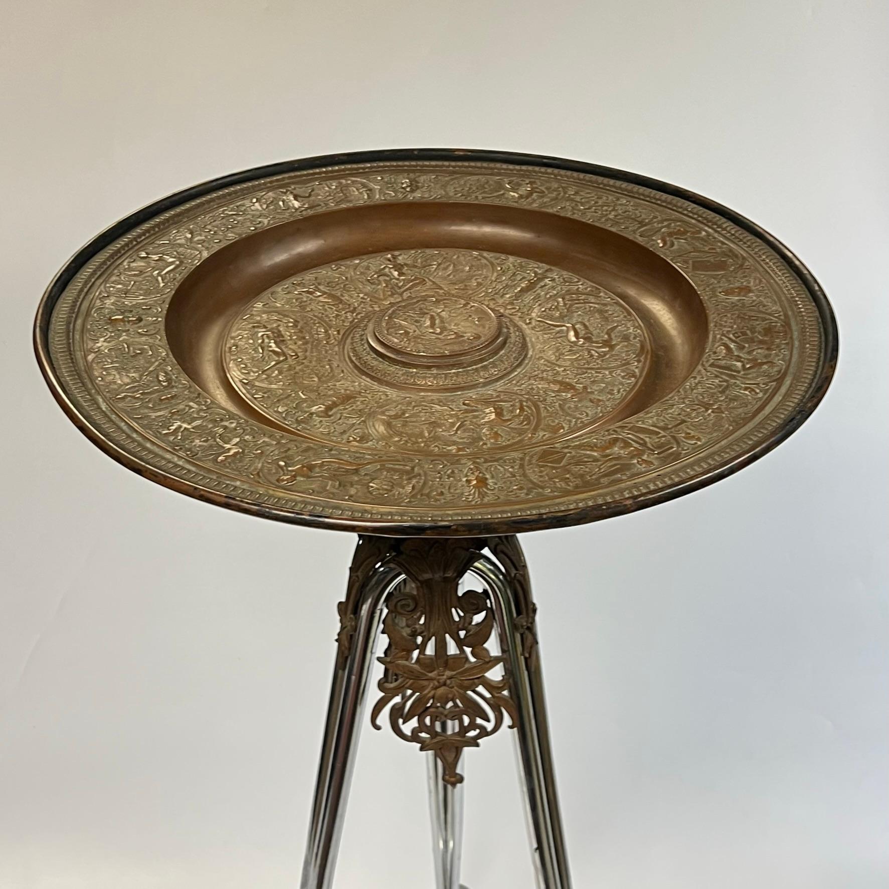 French 19 century Neoclassical Round Bronze and Chrome Tripod Stand For Sale 2