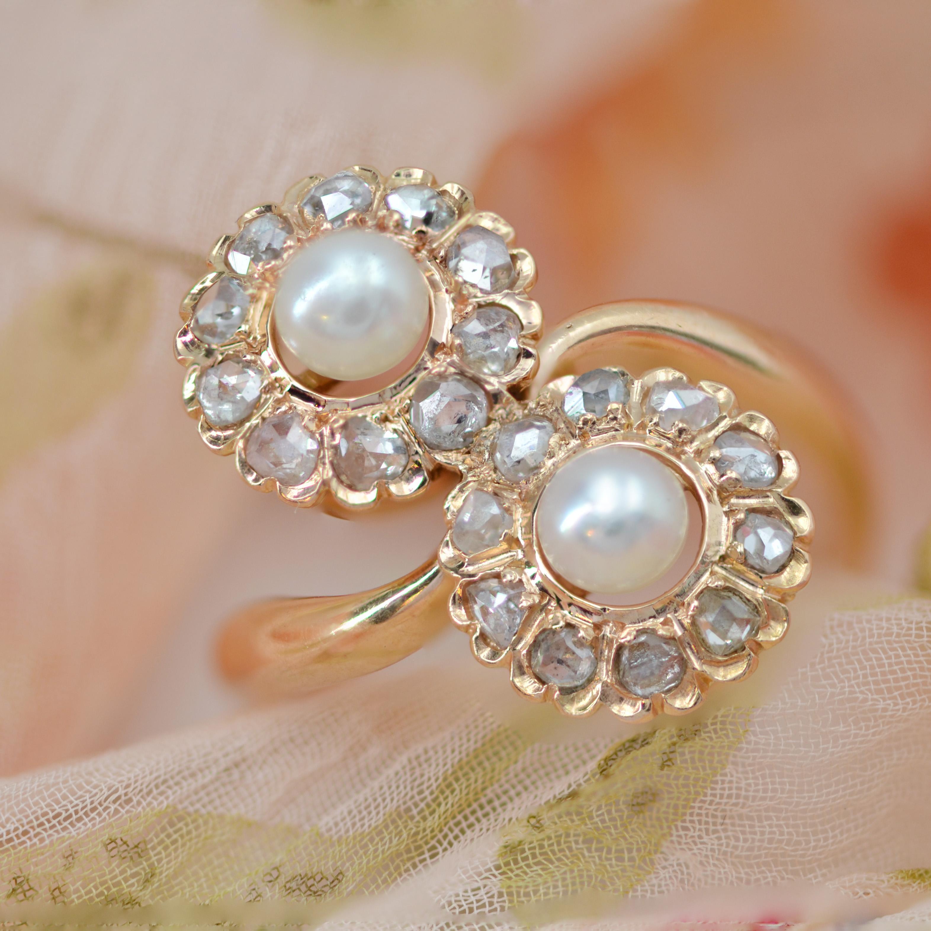 French, 19th Century, Diamonds Pearl 18 Karat Rose Gold Duo Daisies Ring For Sale 1