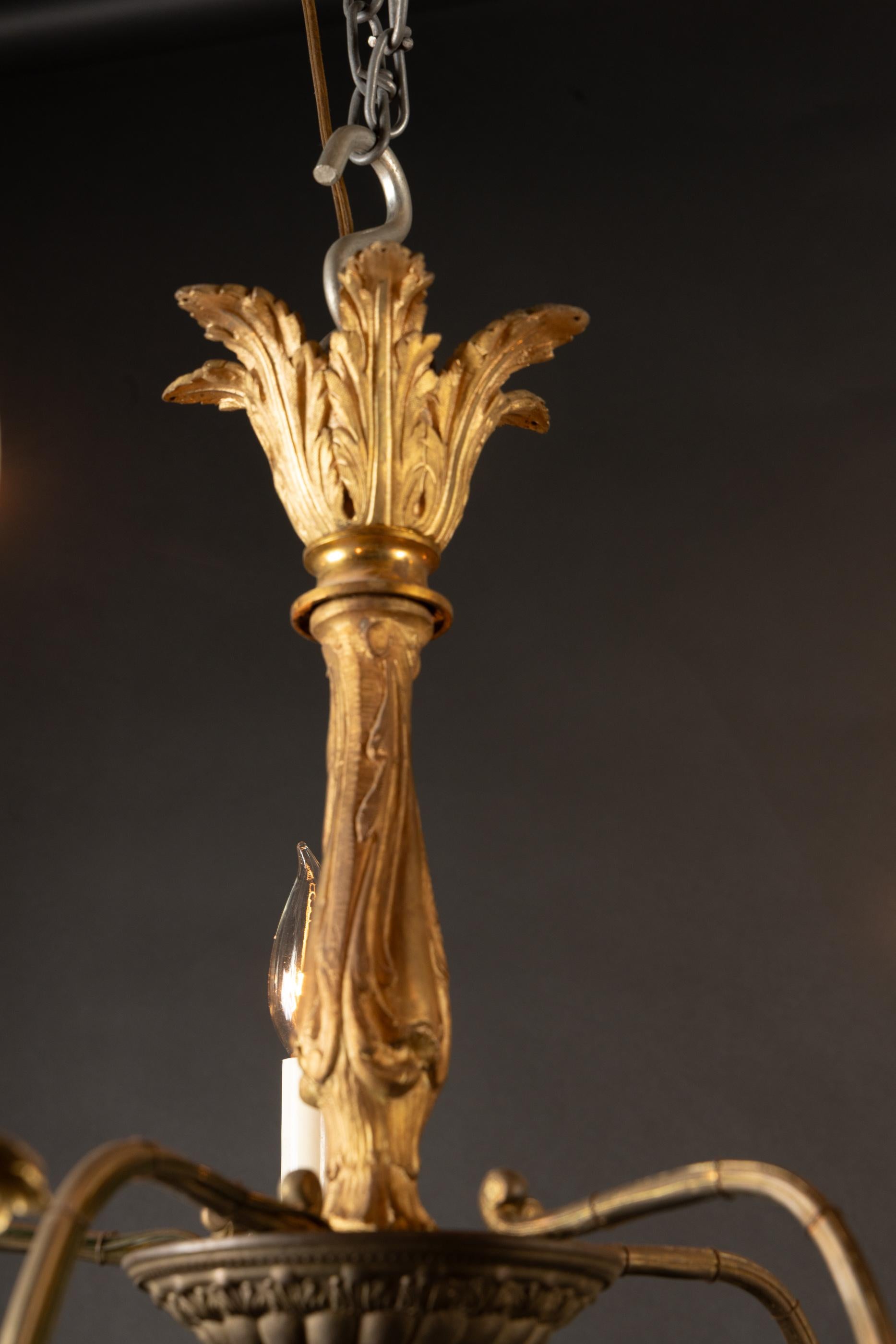 Francese Lampadario francese in bronzo Luigi XVI del XIX secolo in vendita