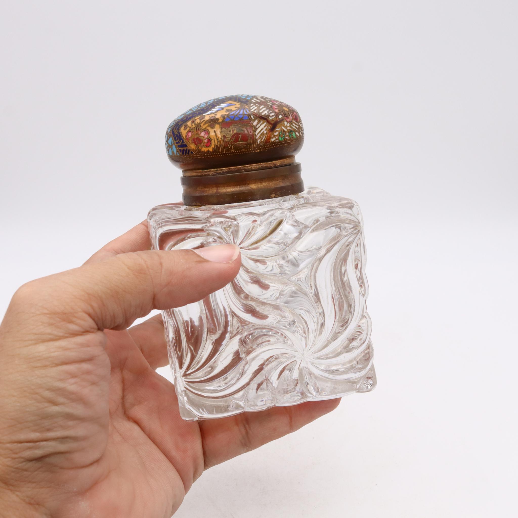 Art nouveau Encrier Champlevé en laiton et verre taillé, Chinoiserie ancienne 1900 en vente