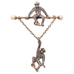 FRENCH 1900 Circus Monkeys Brooch In 14-18Kt Gold & Silver Diamonds And Pearls