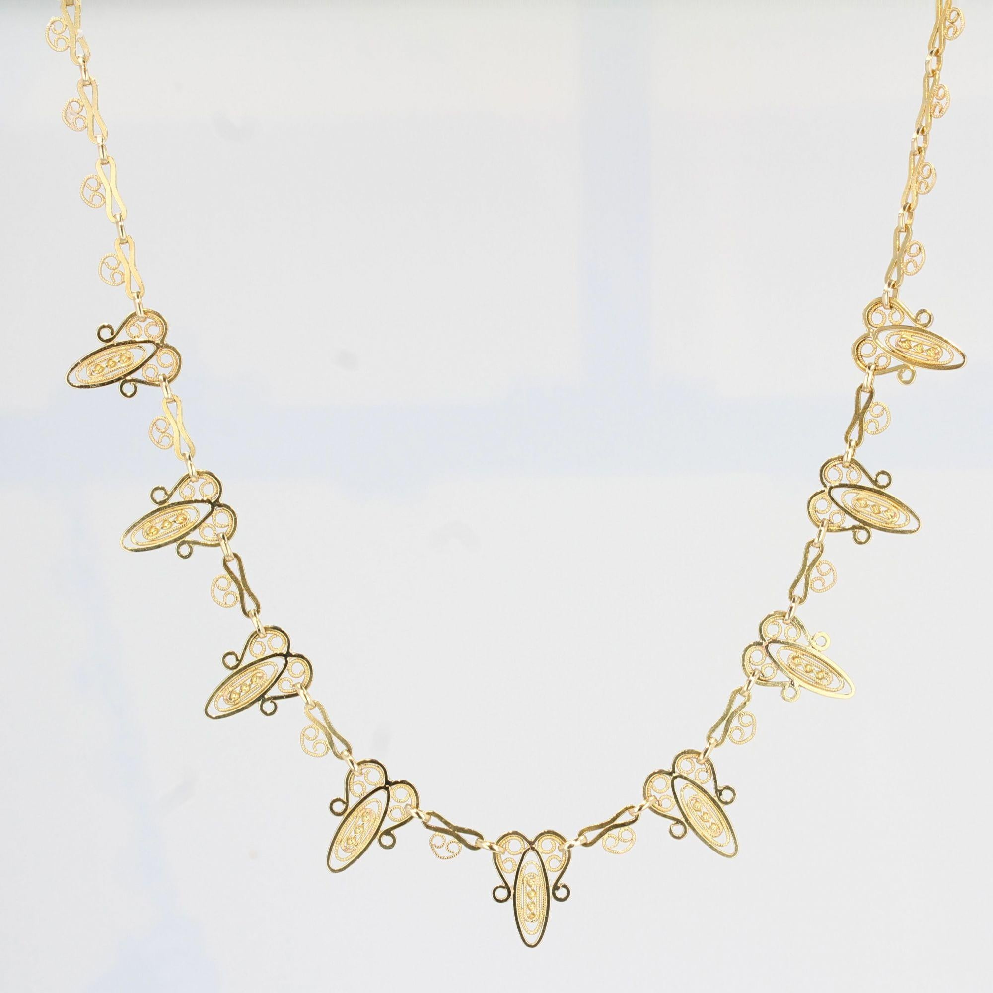 French 1900s 18 Karat Yellow Gold Belle Époque Necklace 2