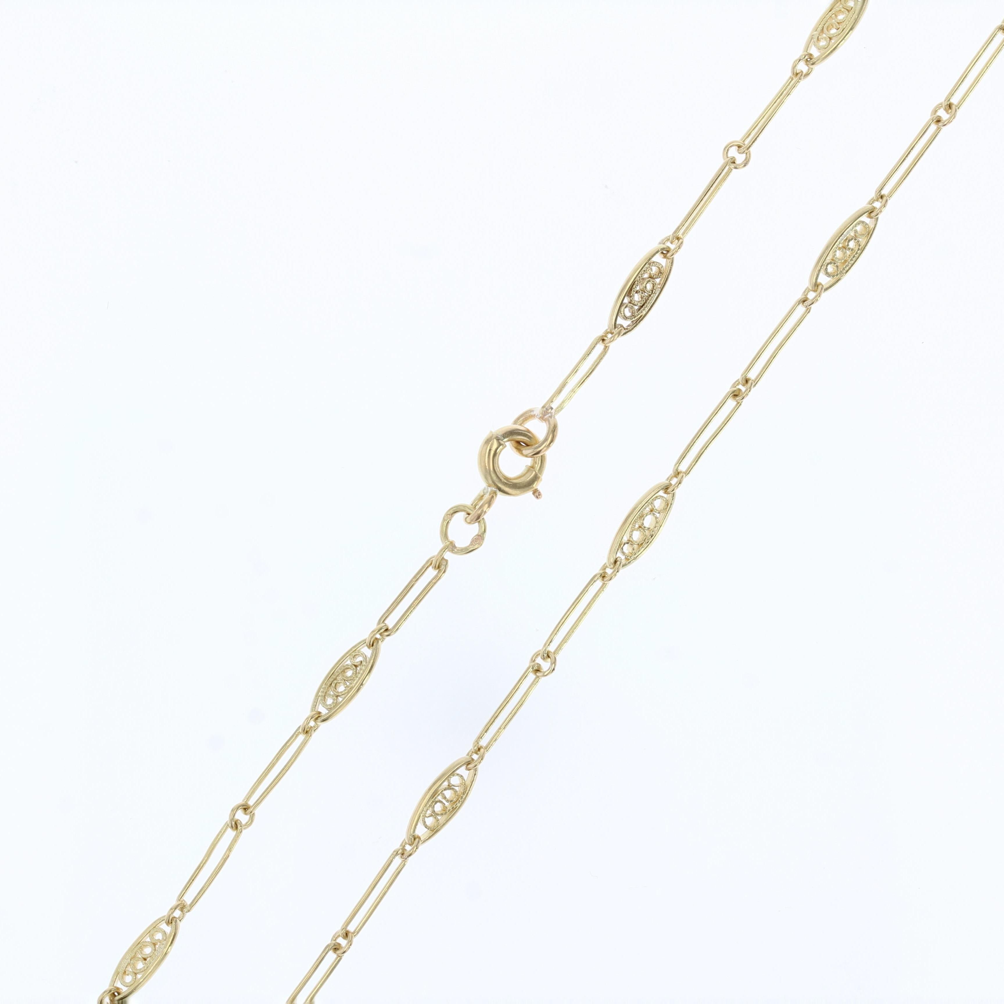 French 1900s 18 Karat Yellow Gold Filigree Chain For Sale 1