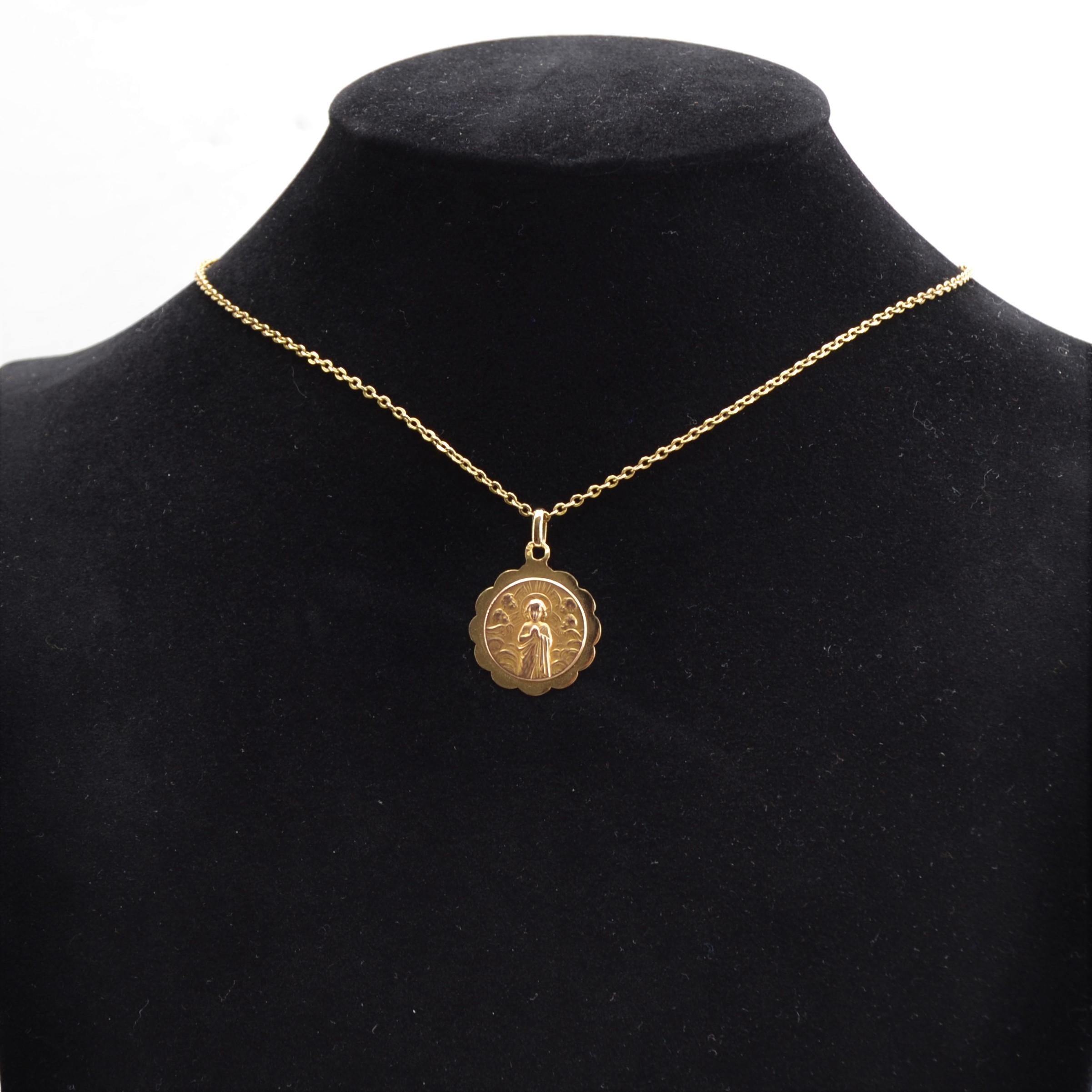 Französische Medaille Französisch 1900er Jahre 18 Karat Gelb-Roségold Christus umgeben von Engeln (Belle Époque)