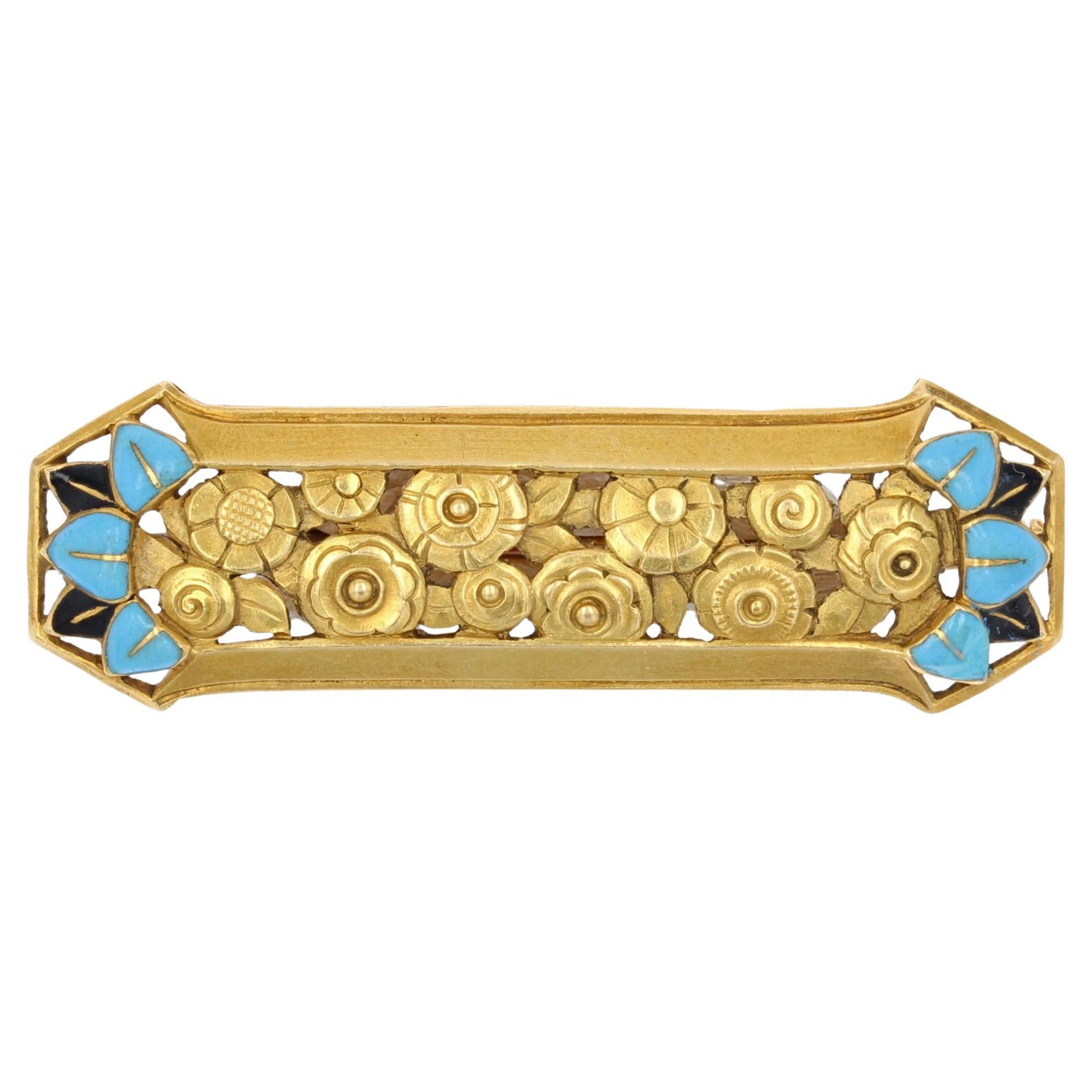 Broche en or jaune 18 carats et émail représentant des roses, style Art nouveau français des années 1900
