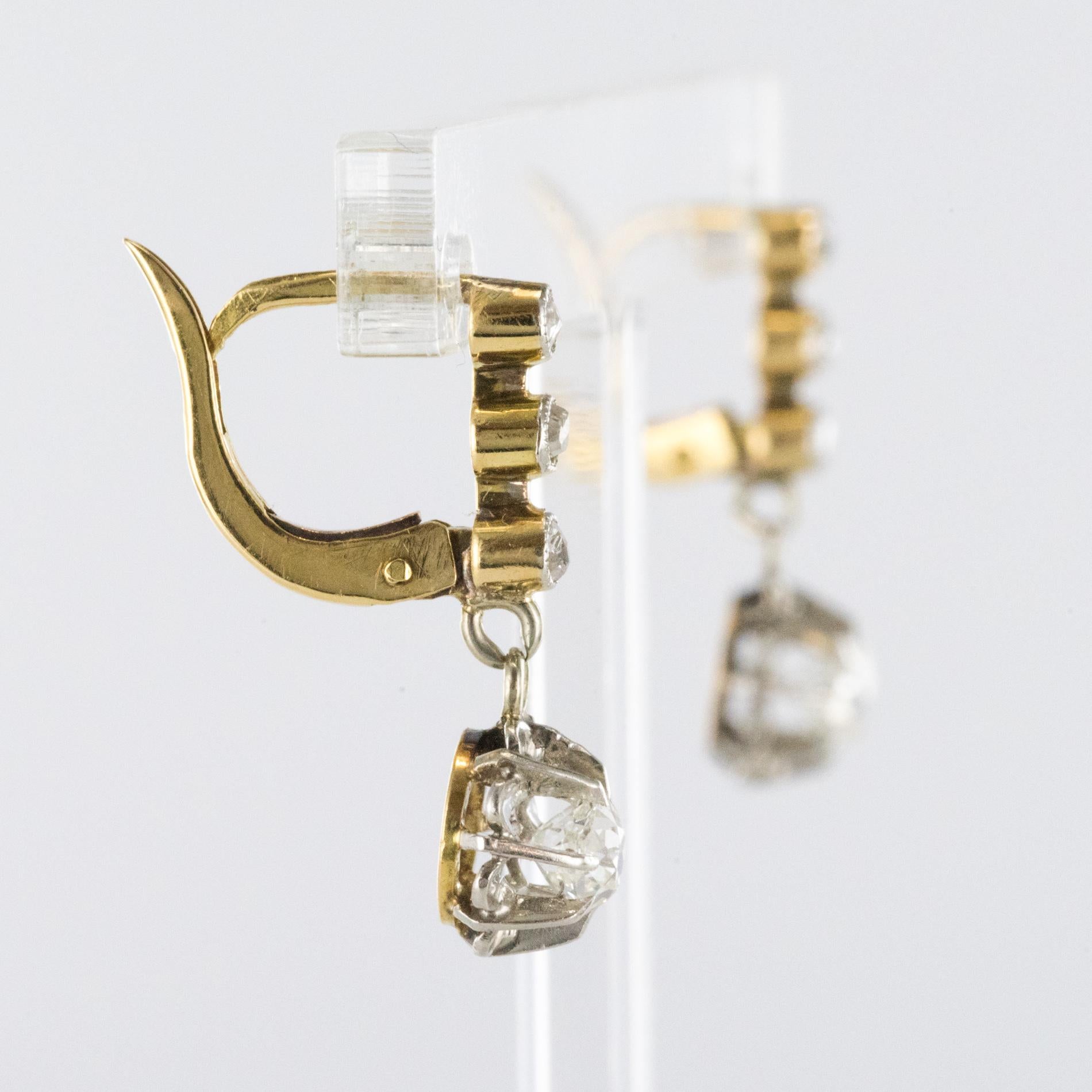 French 1900s Belle Époque Yellow Gold Diamond Dangle Earrings In Good Condition In Poitiers, FR