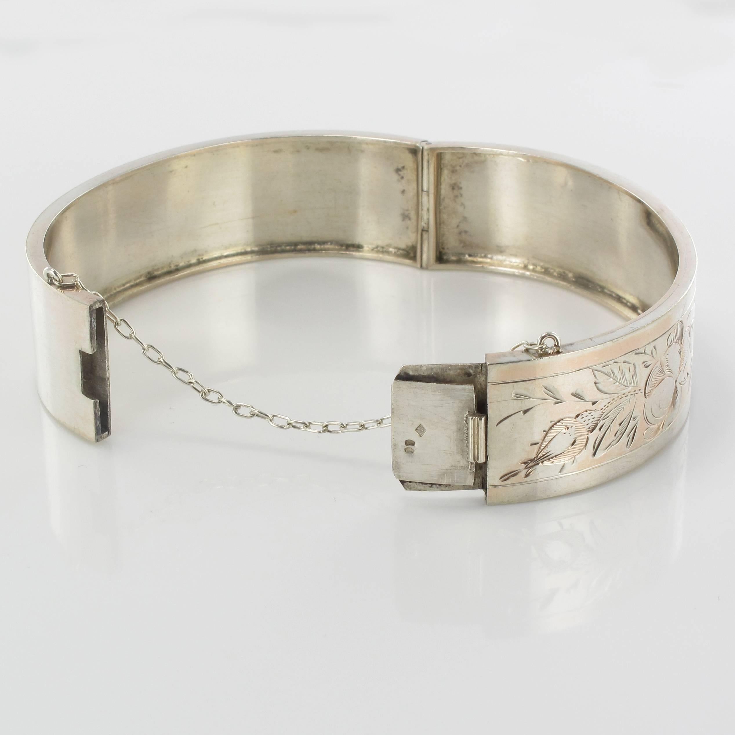 French 1900s Belle époque Rose Chiseled Silver Bangle Bracelet In New Condition In Poitiers, FR