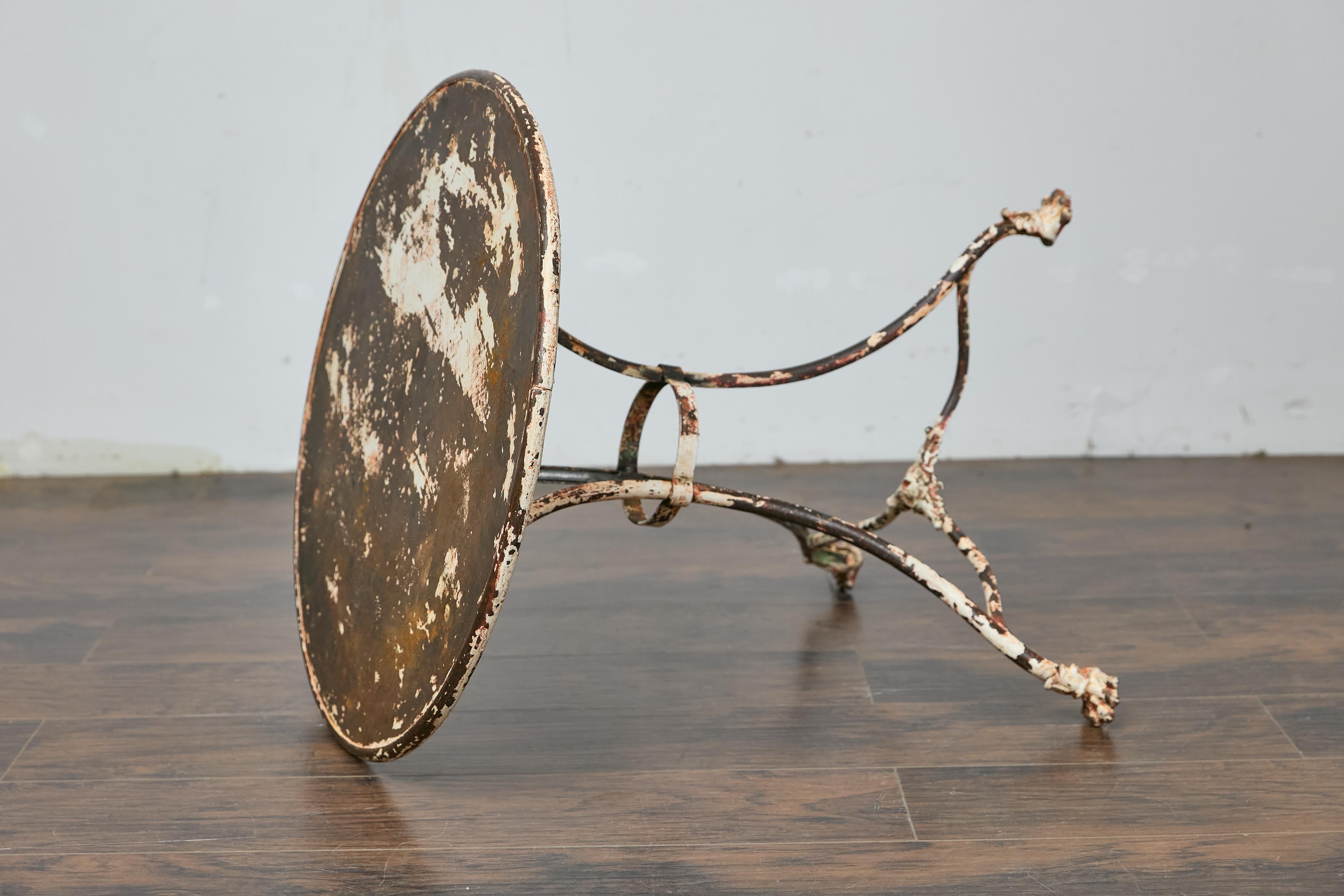 French 1900s Cast Iron Bistro Table with Claw Feet and Distressed Painted Finish 7