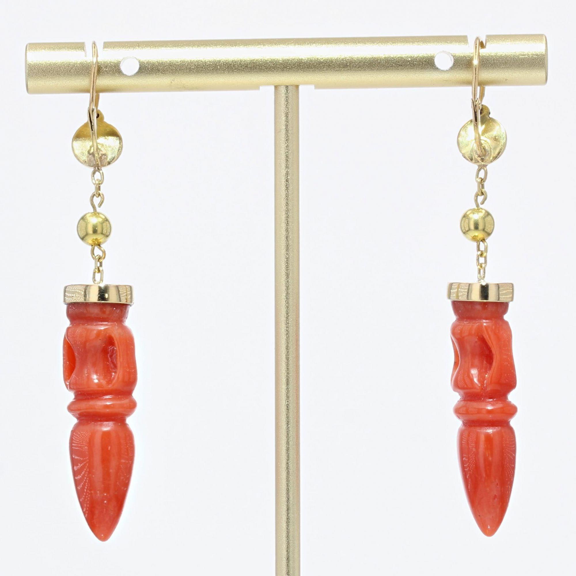 French 1900s Coral Amphora 18 Karat Yellow Gold Dangle Earrings 1