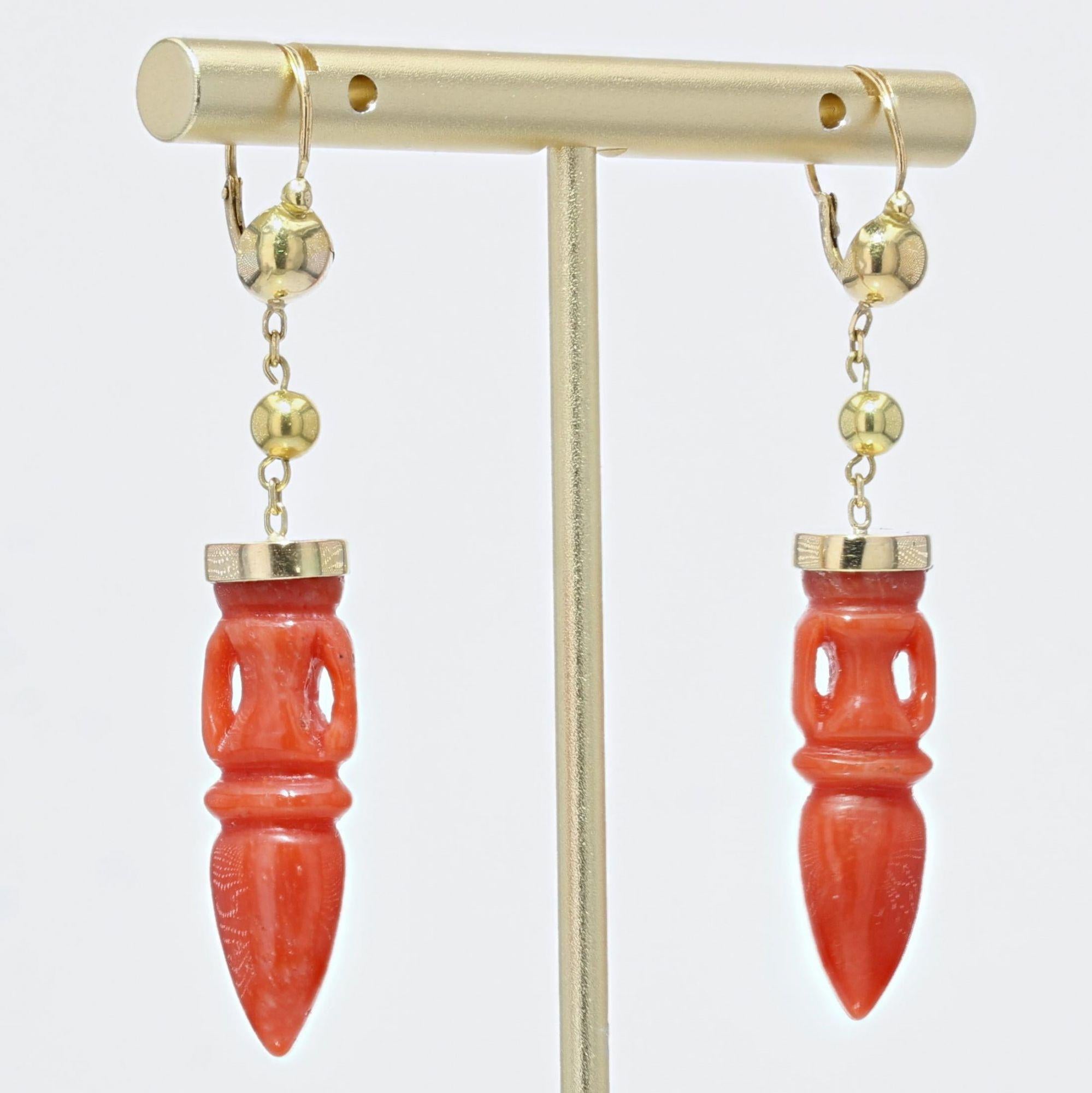 French 1900s Coral Amphora 18 Karat Yellow Gold Dangle Earrings 2