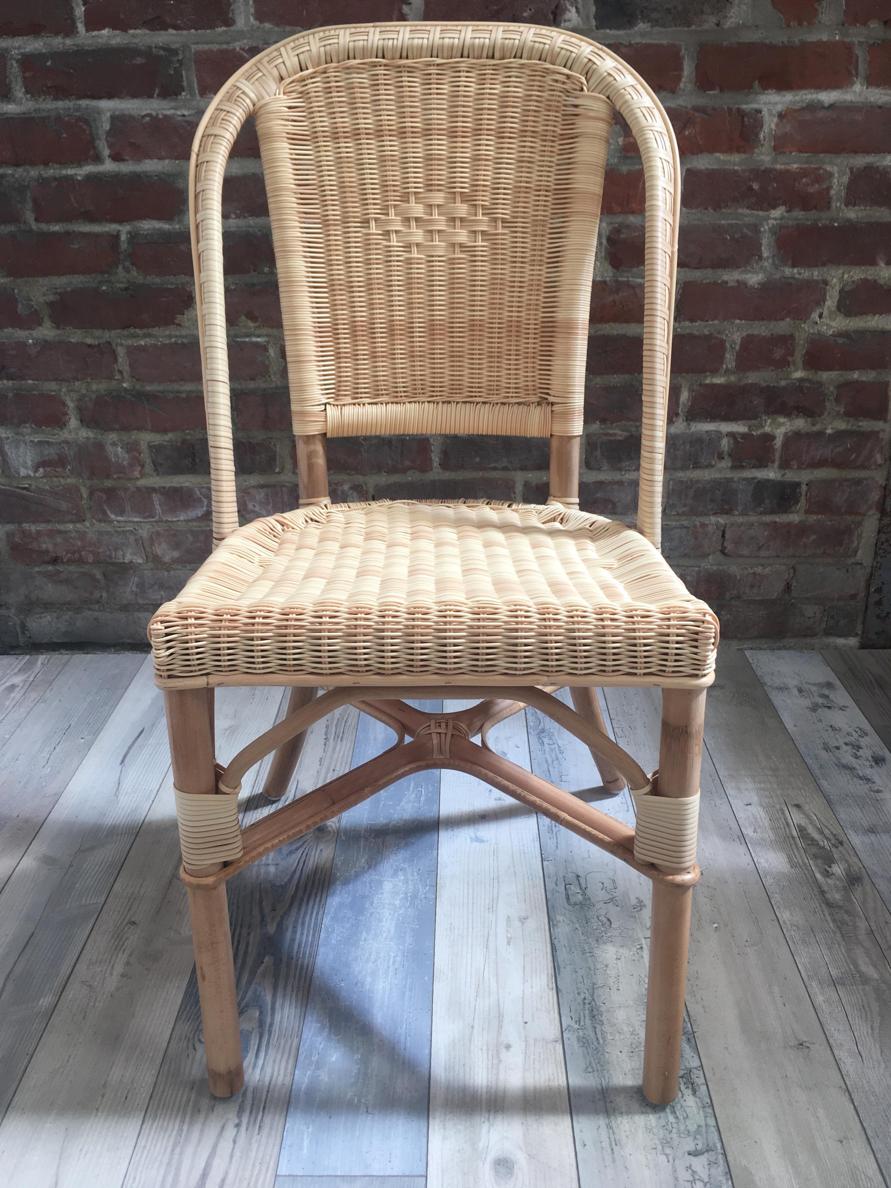 French 1900s Design Bistro Outdoor Chair In Rattan and Braided Resin For Sale 5