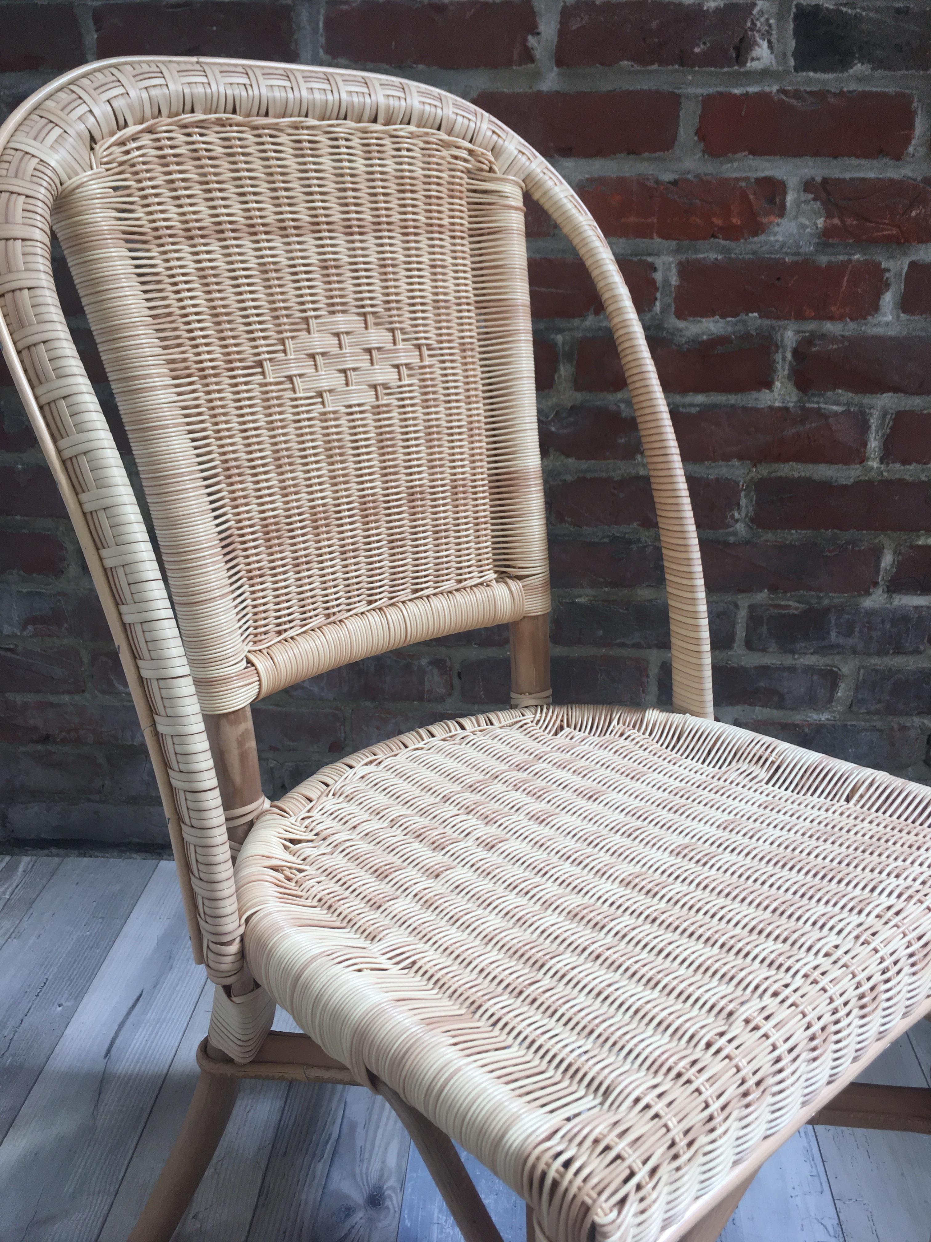 French 1900s Design Bistro Outdoor Chair In Rattan and Braided Resin For Sale 4