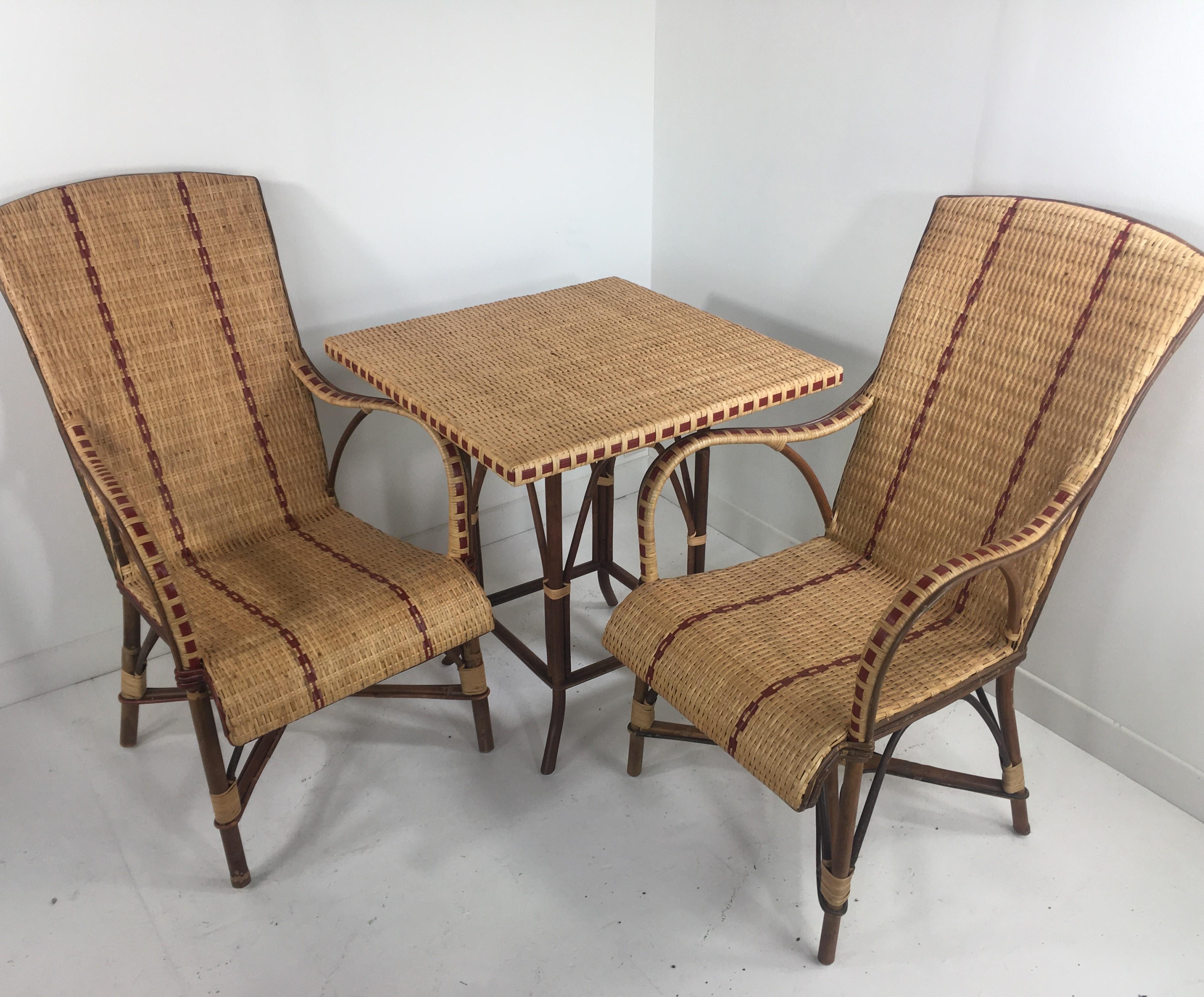 Contemporary French 1900s Design Bistro Pedestal Table in Rattan and Braided Wicker Cane For Sale