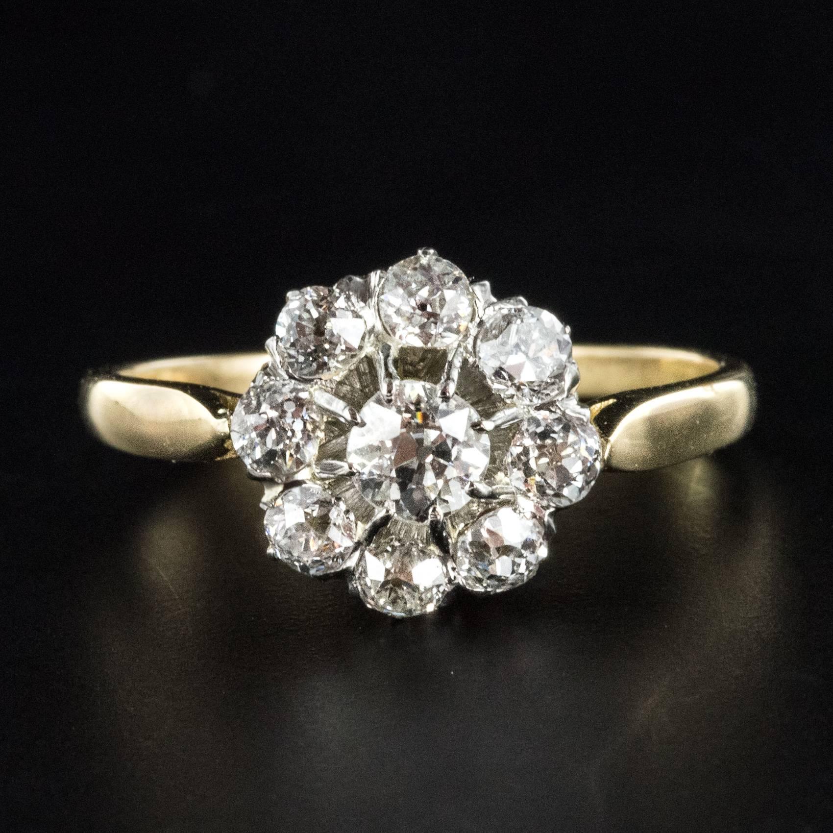 French 1900s Diamond 18 Karat Yellow Gold Cluster Ring In New Condition In Poitiers, FR