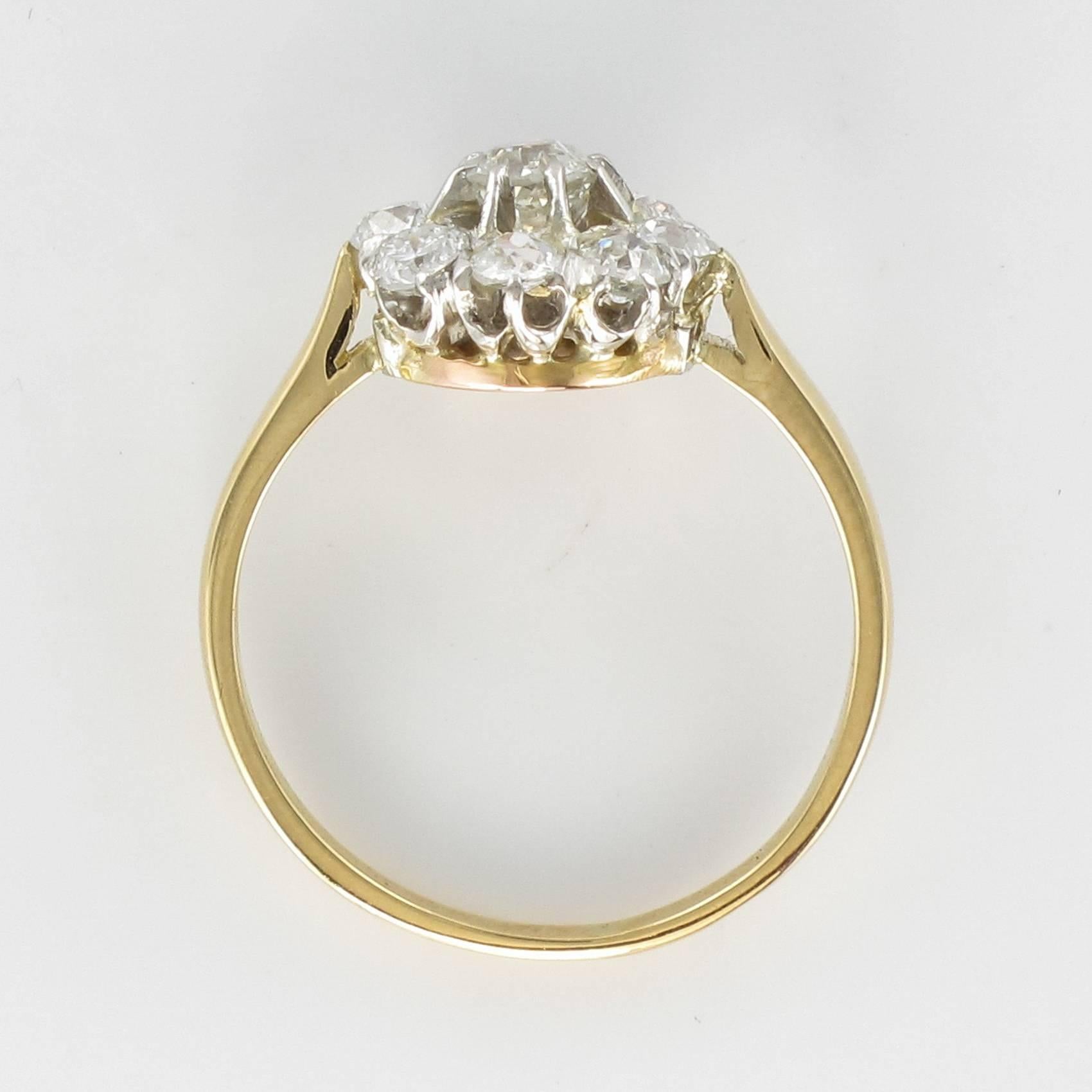 French 1900s Diamond 18 Karat Yellow Gold Cluster Ring 2