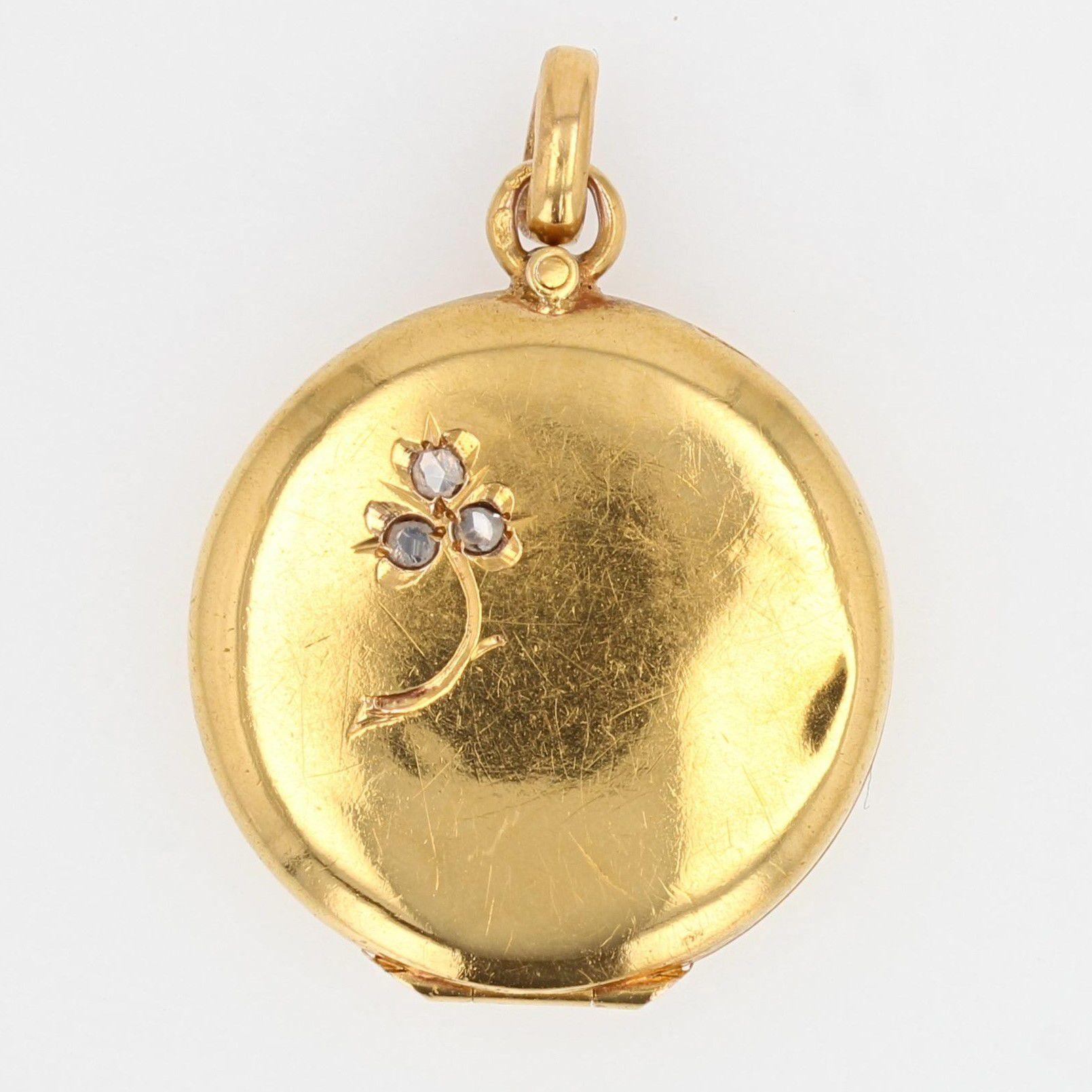Médaillon français des années 1900 en or jaune 18 carats et diamants en vente 5