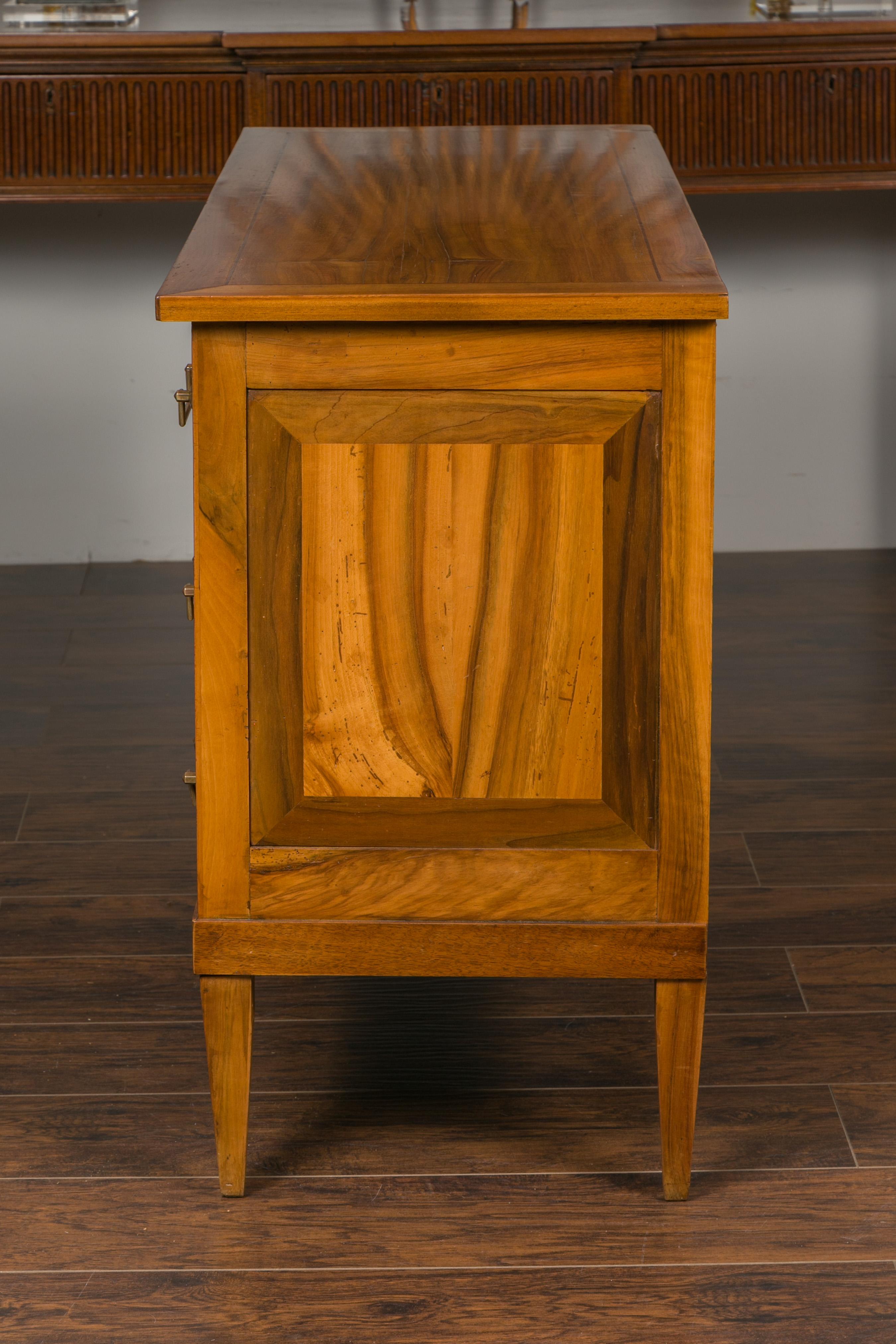 French 1900s Directoire Style Walnut Three-Drawer Commode with Banding For Sale 7